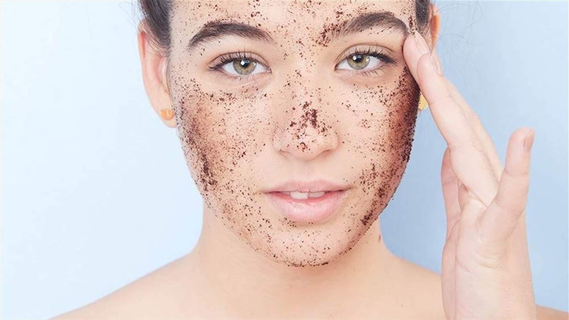 أقنعة طبيعية لتقشير البشرة...