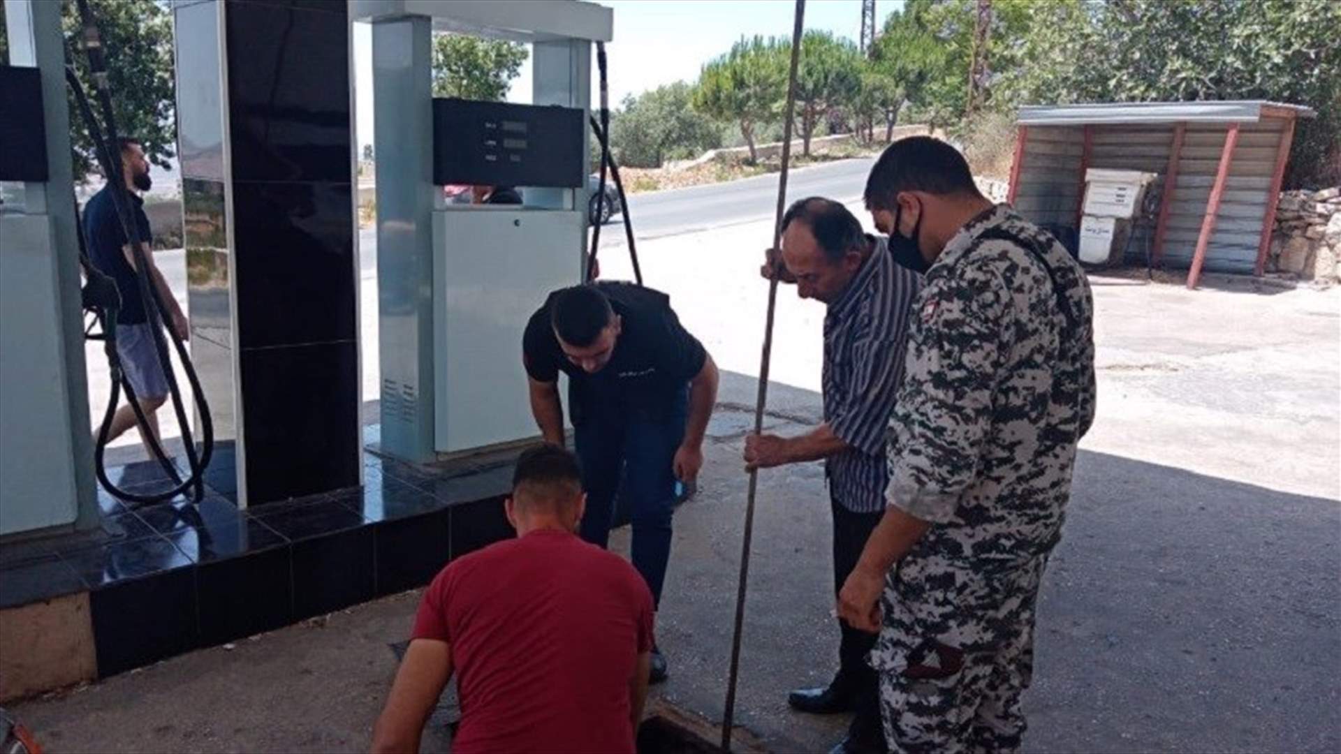 جولة للأمن العام على محطات الوقود في قرى جنوبية منعا للاحتكار