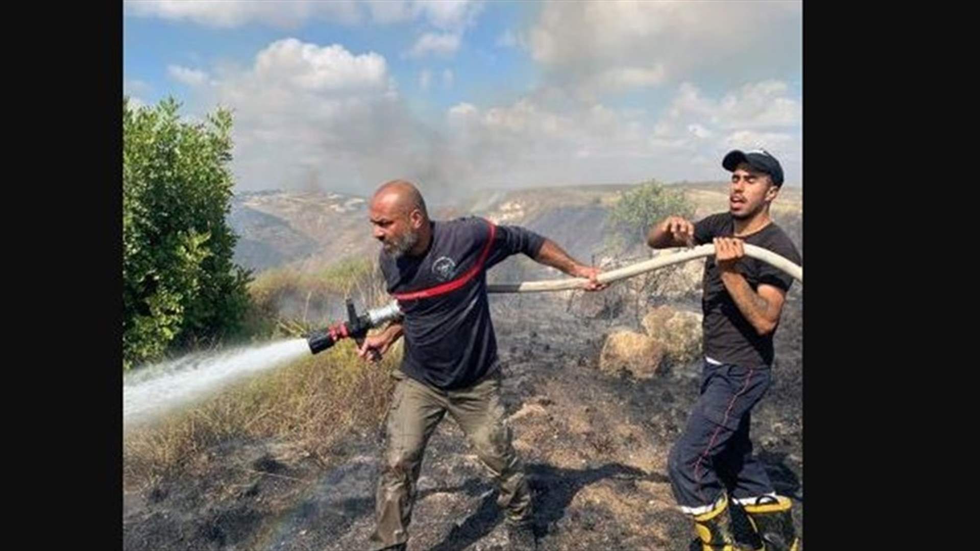 السيطرة على حريق هائل في منطقة جبل البرج