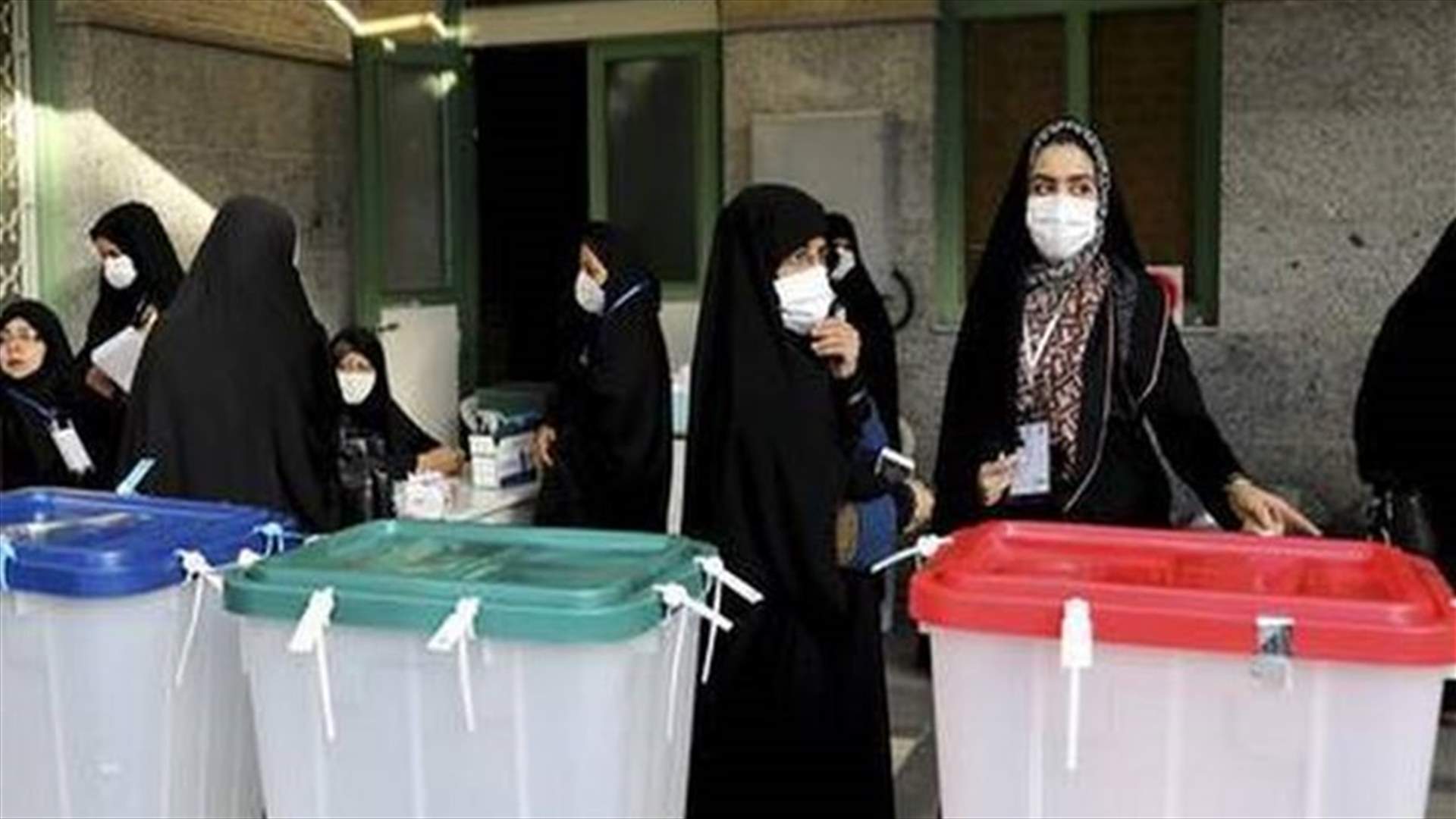 فتح مراكز الاقتراع في إيران وخامنئي يدعو لمشاركة قوية