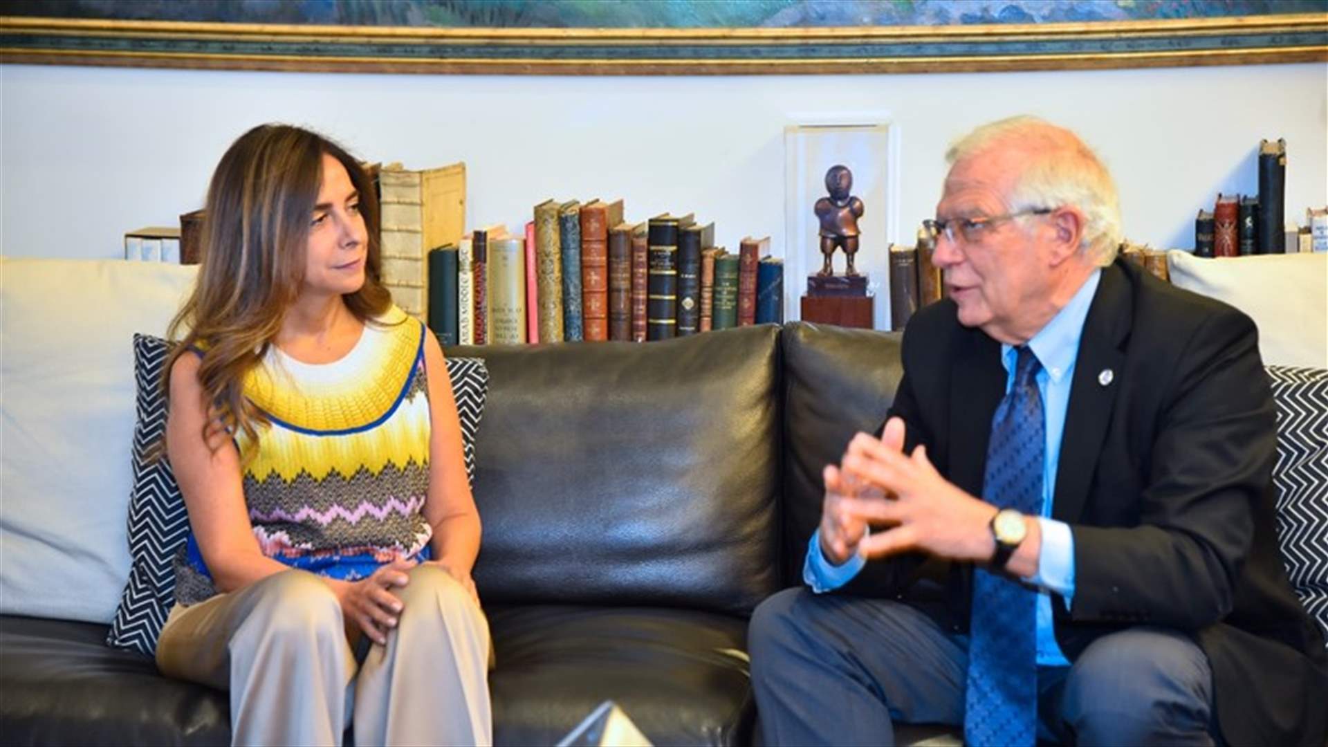 عكر عرضت مع بوريل الاوضاع وأزمة النازحين