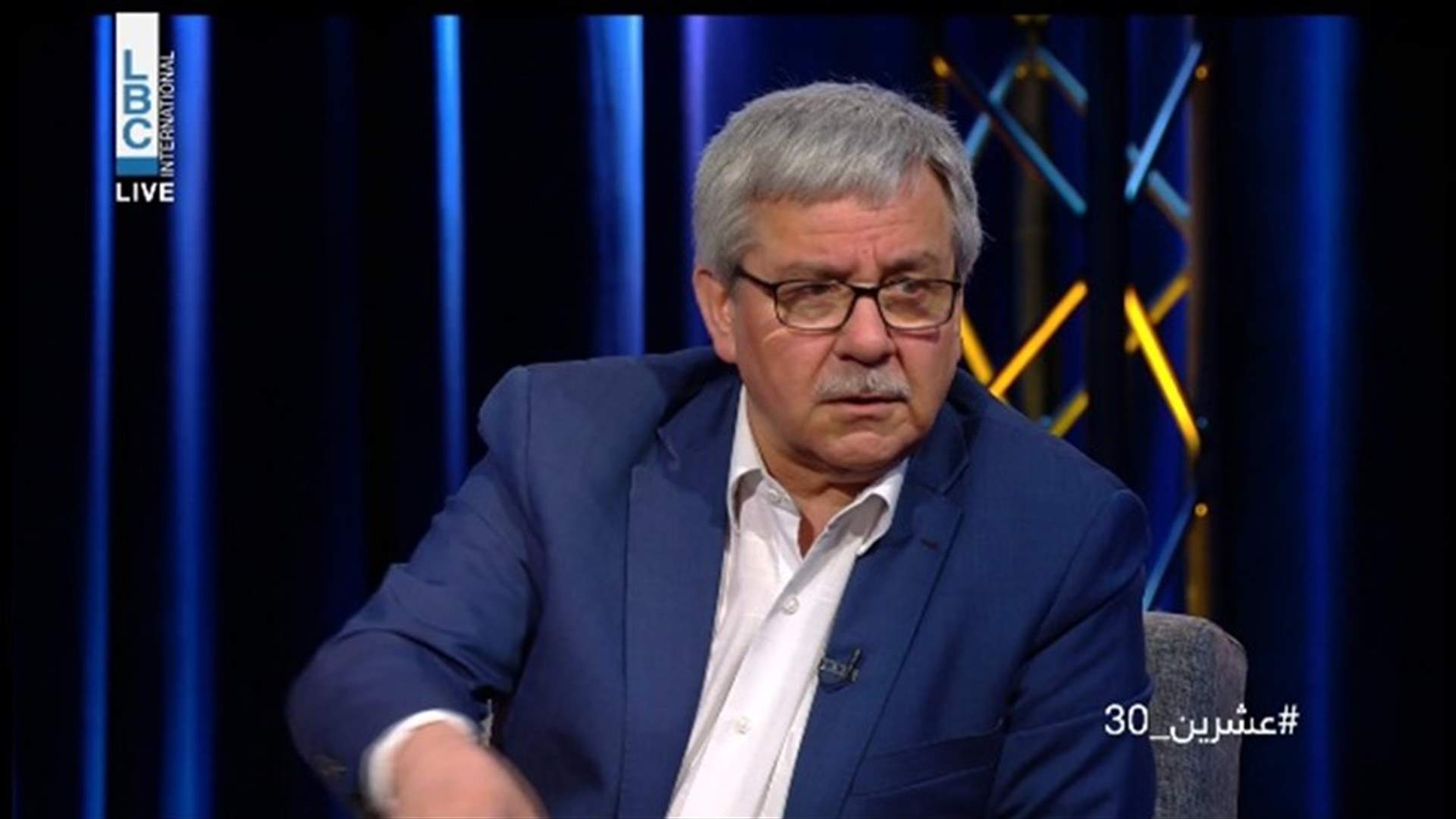 غريب للـLBCI: على اللبنانيين ركن سياراتهم في الطرقات بدل الانتظار في الطوابير أمام المحطات