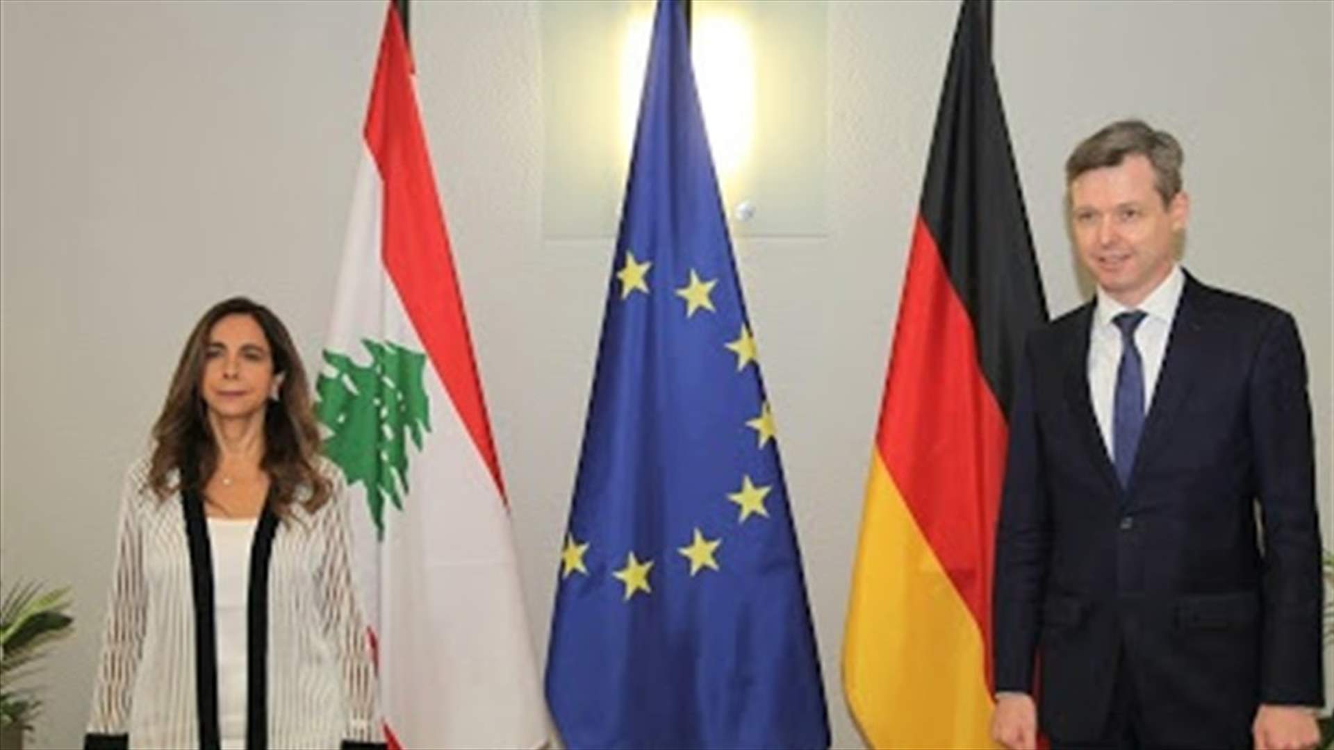 عكر التقت في المانيا 3 وزراء ورئيس لجنة برلمانية من أجل مساعدة لبنان (صور)