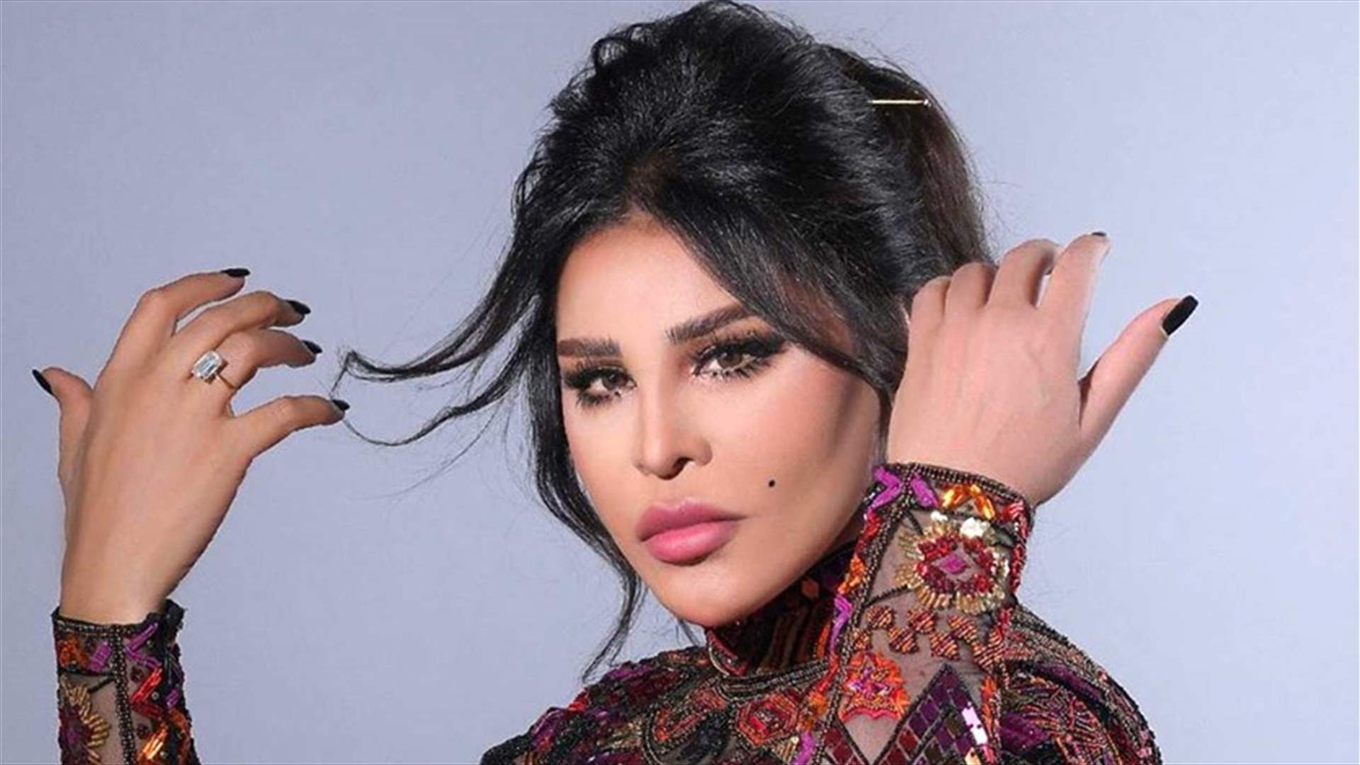أحلام الشامسي تعلّق على إنفجار ميناء جبل علي في بلدها الإمارات