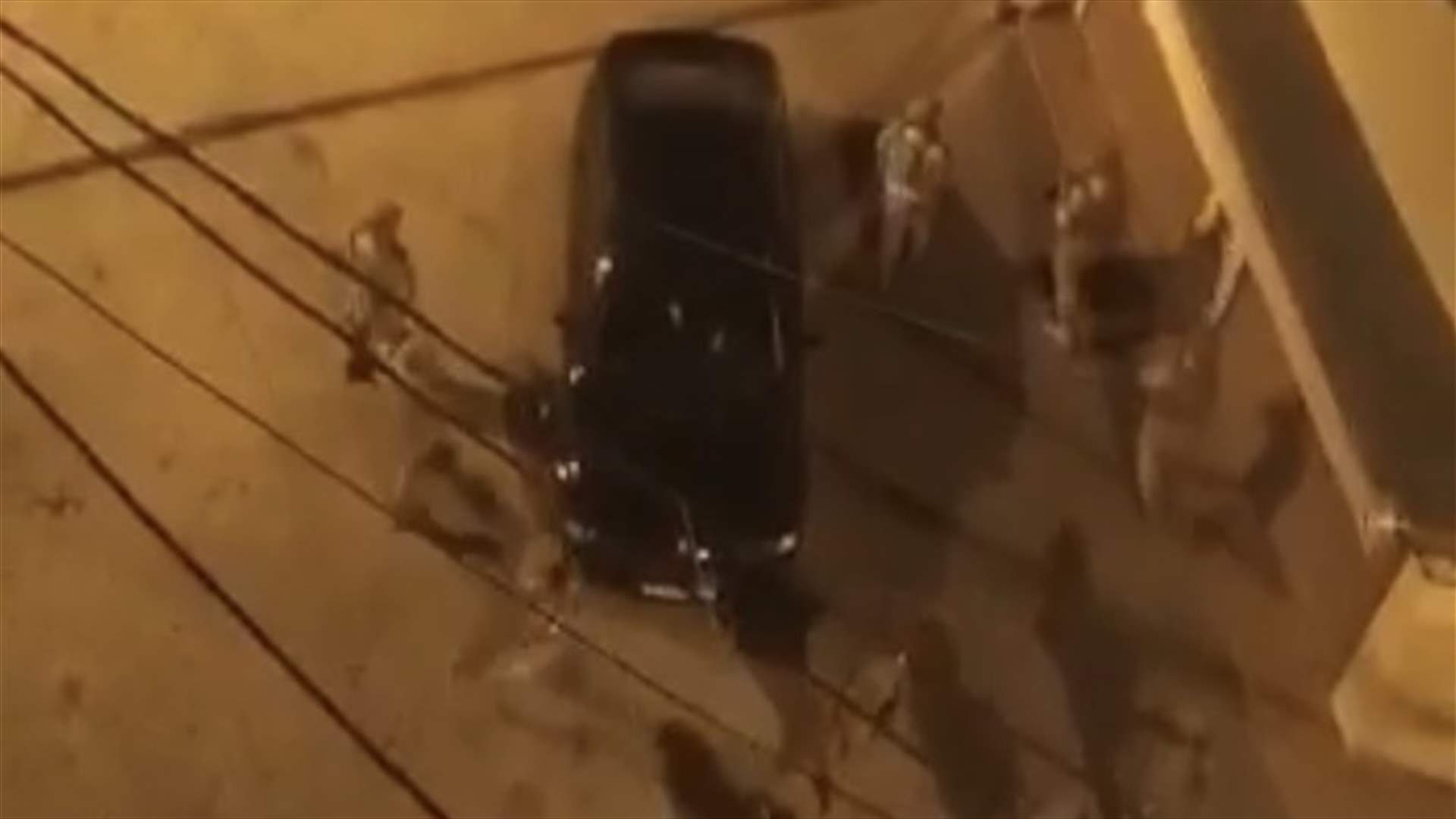 جريح بنتيجة إشكال على أفضلية تعبئة الوقود...