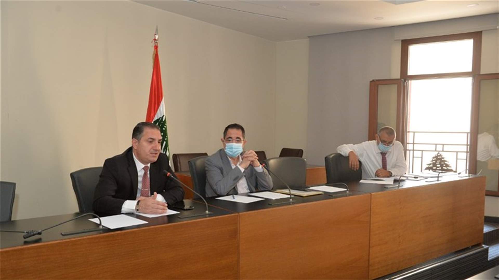حواط: قطاع الاتصالات اولوية وممنوع ان تتوقف اي محطة عن العمل