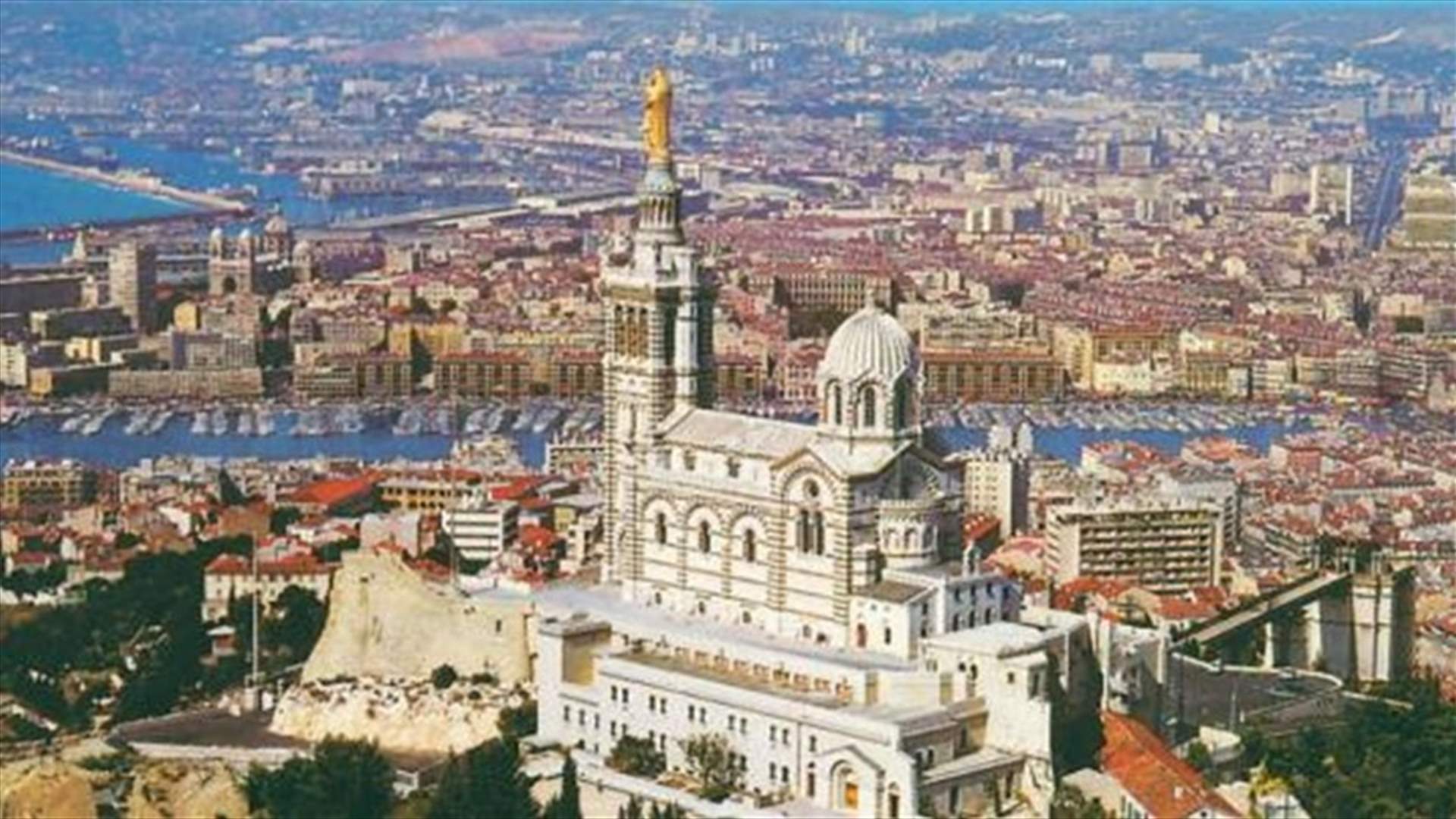 مصرع ثلاثة مهاجرين في حريق بمبنى سكني في جنوب فرنسا