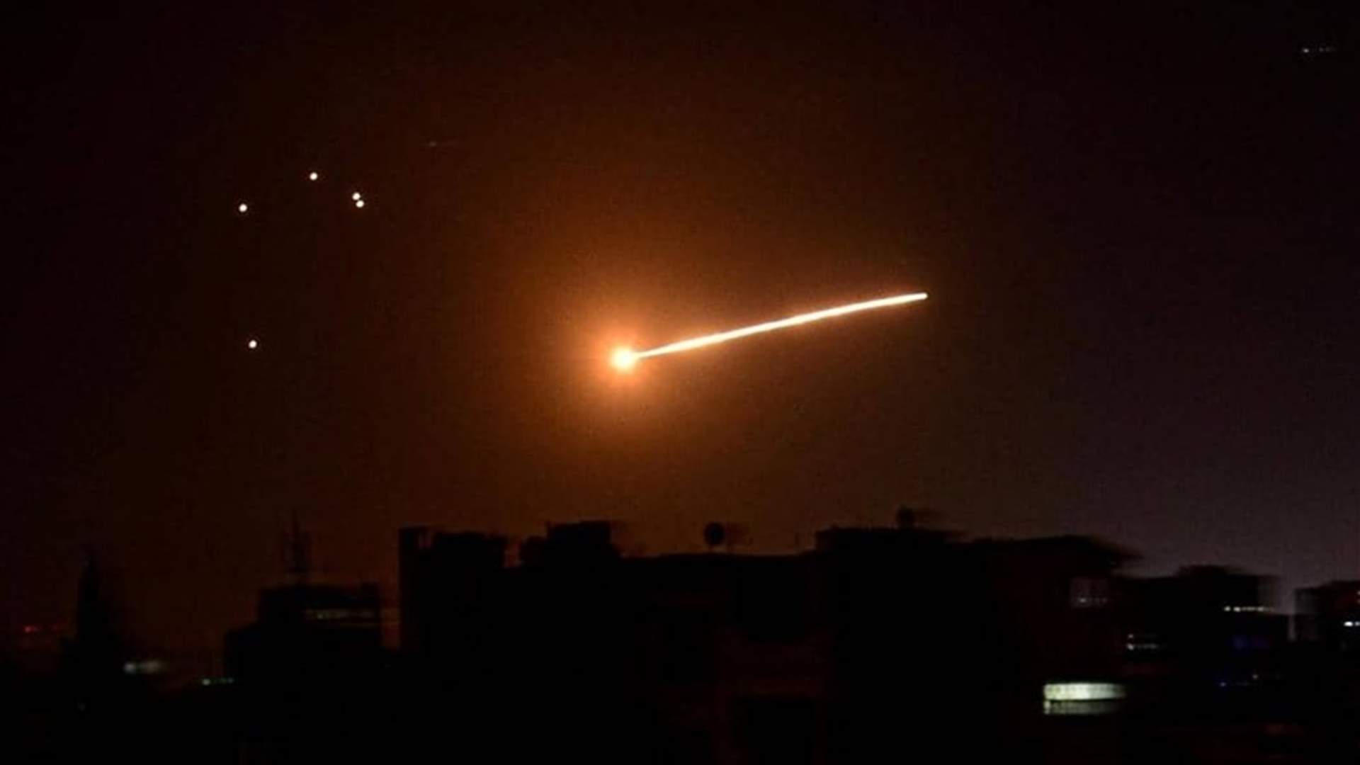 قصف اسرائيلي على حمص ليلاً