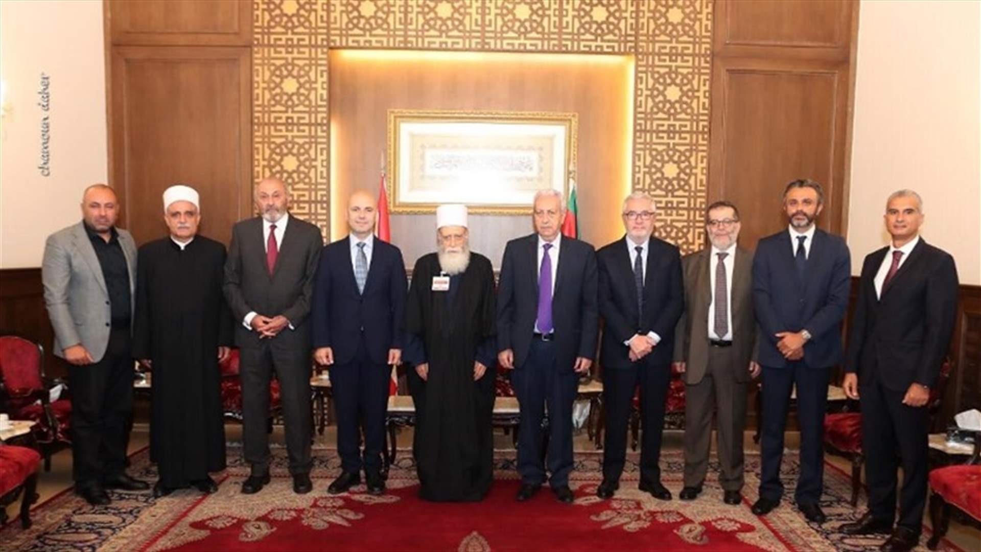 شيخ العقل استقبل وفدا من القوات وشخصيات: لتشكيل حكومة سريعا توقف معاناة اللبنانيين