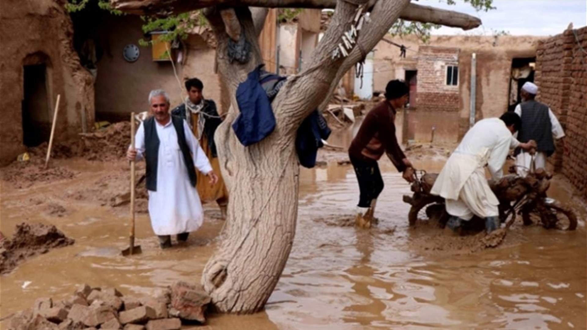 مصرع أربعين شخصاً وفقدان 150 جراء فيضانات في شمال أفغانستان