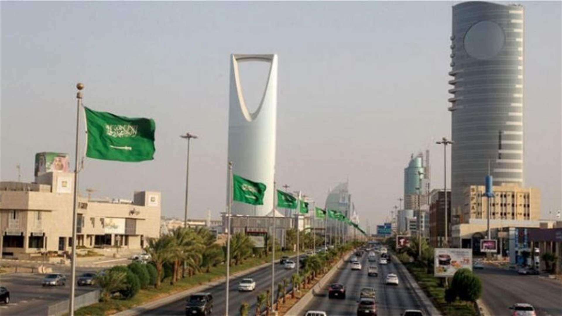 السعودية تستأنف استقبال حاملي التأشيرات السياحية من أول آب