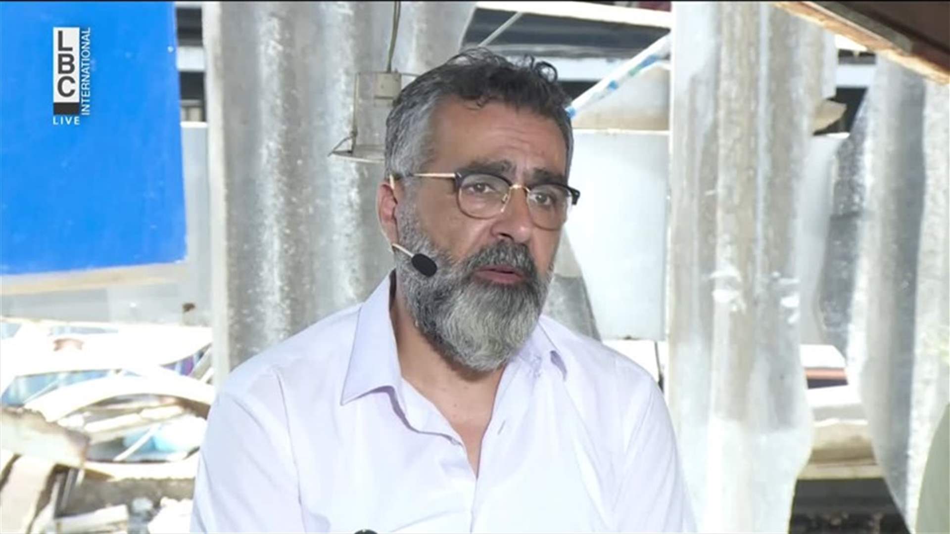بعدما توفيت زوجته بين يديه في 4 آب... كيف أنقذ ديغول أبو رجيلي ابنته؟