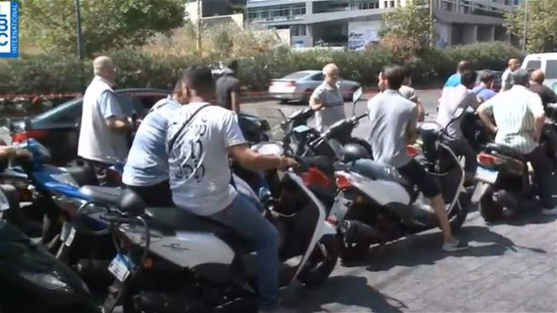 بعد قرار رفع الدعم عن المحروقات..كيف تبدو الصورة من أمام المحطات؟