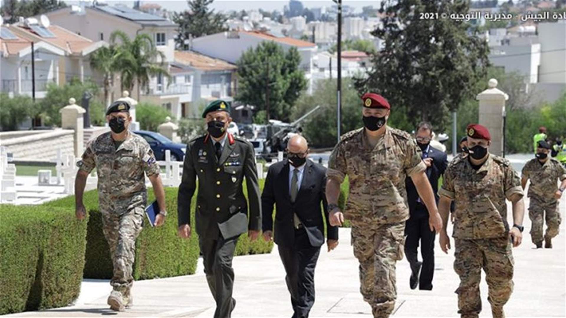 قائد الجيش في قبرص: القرب الجغرافي بين البلدين يفرض تعاونا وتنسيقا مستمرا