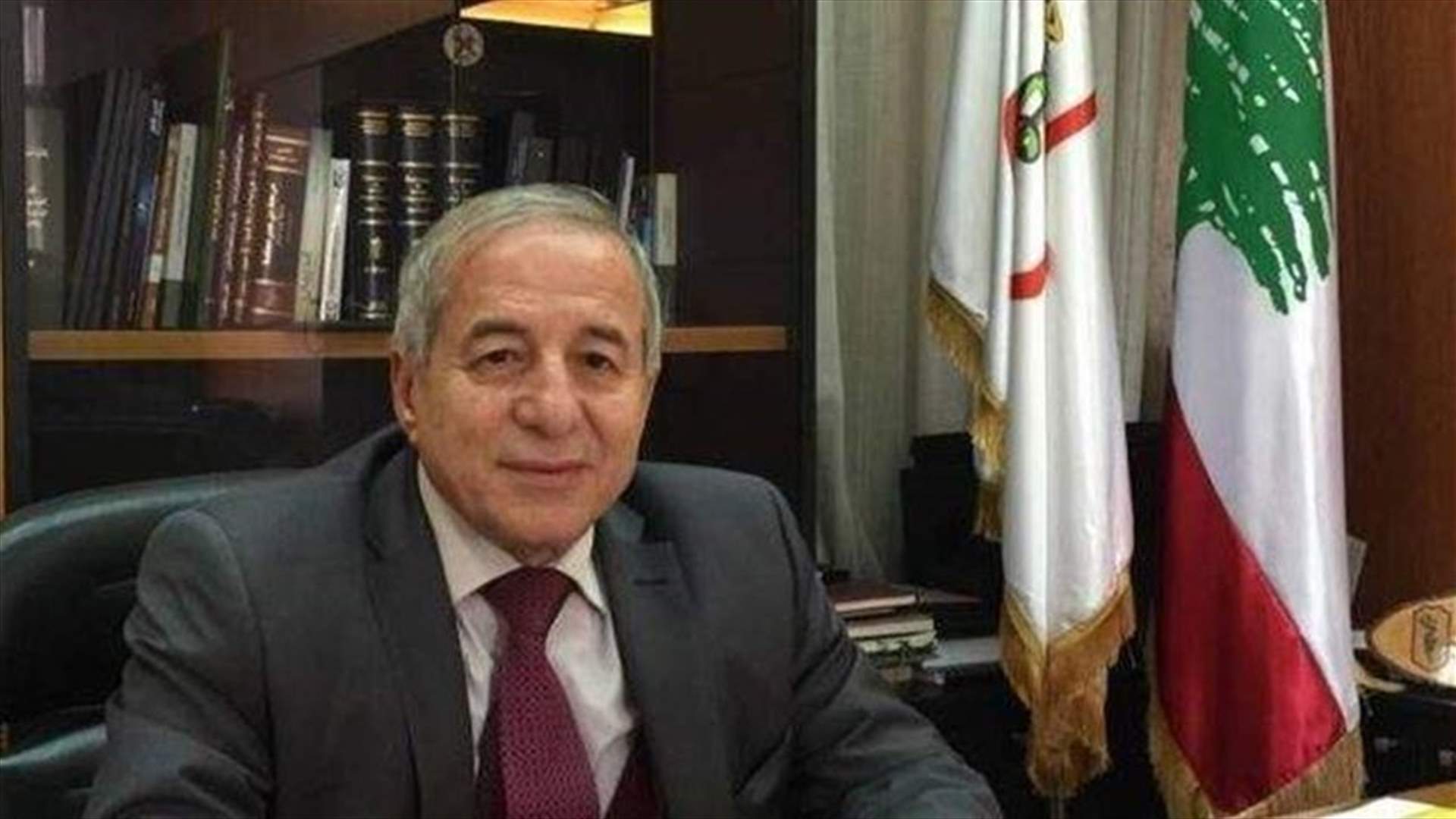 نقيب الصيادلة ينفي وجود أي شراكة أو علاقة له في أي من مستودعات الادوية التي تم دهمها