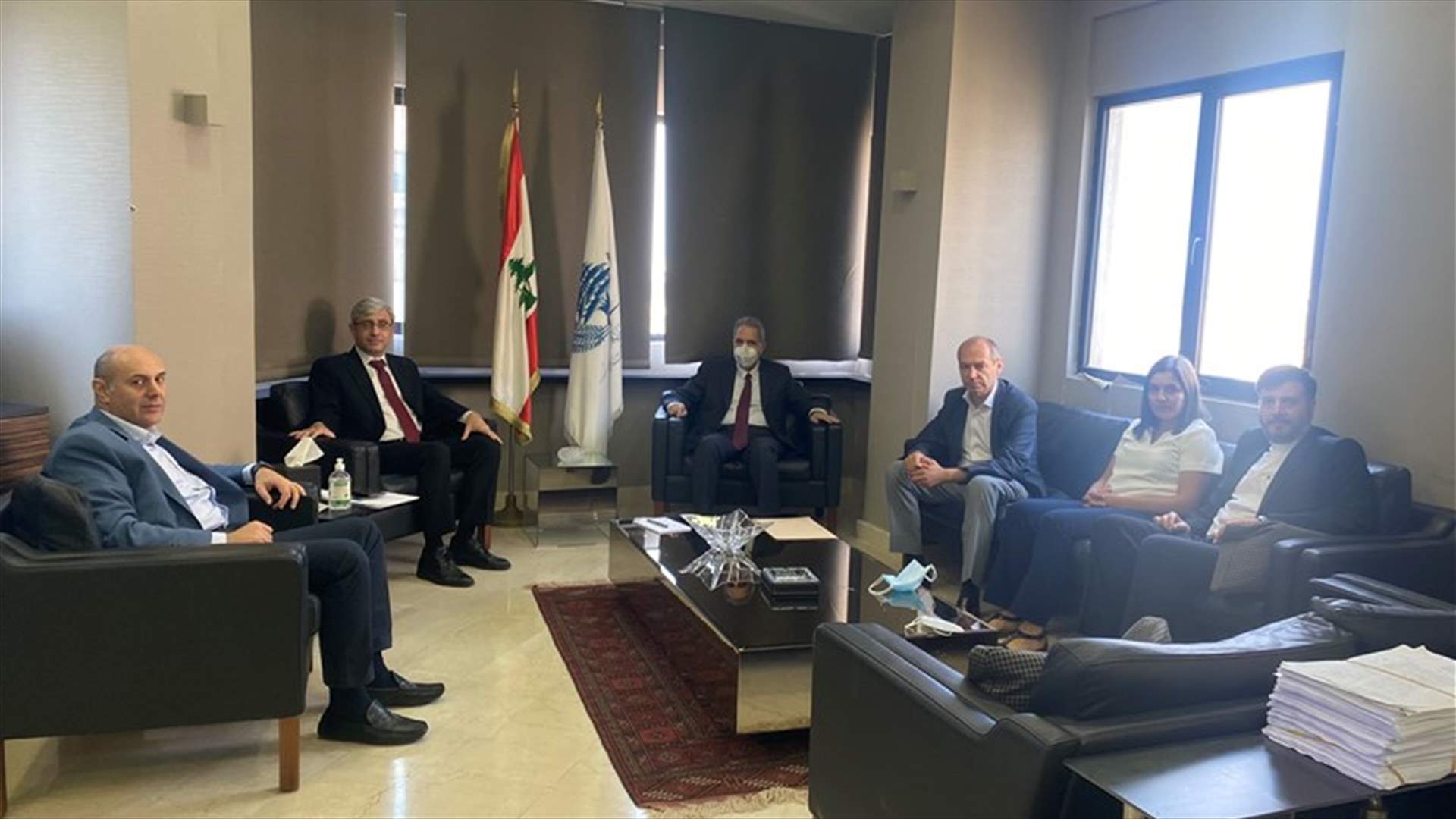 لقاء بين وزني والمجذوب لعرض آلية التعاون لتسهيل العودة الى المدارس