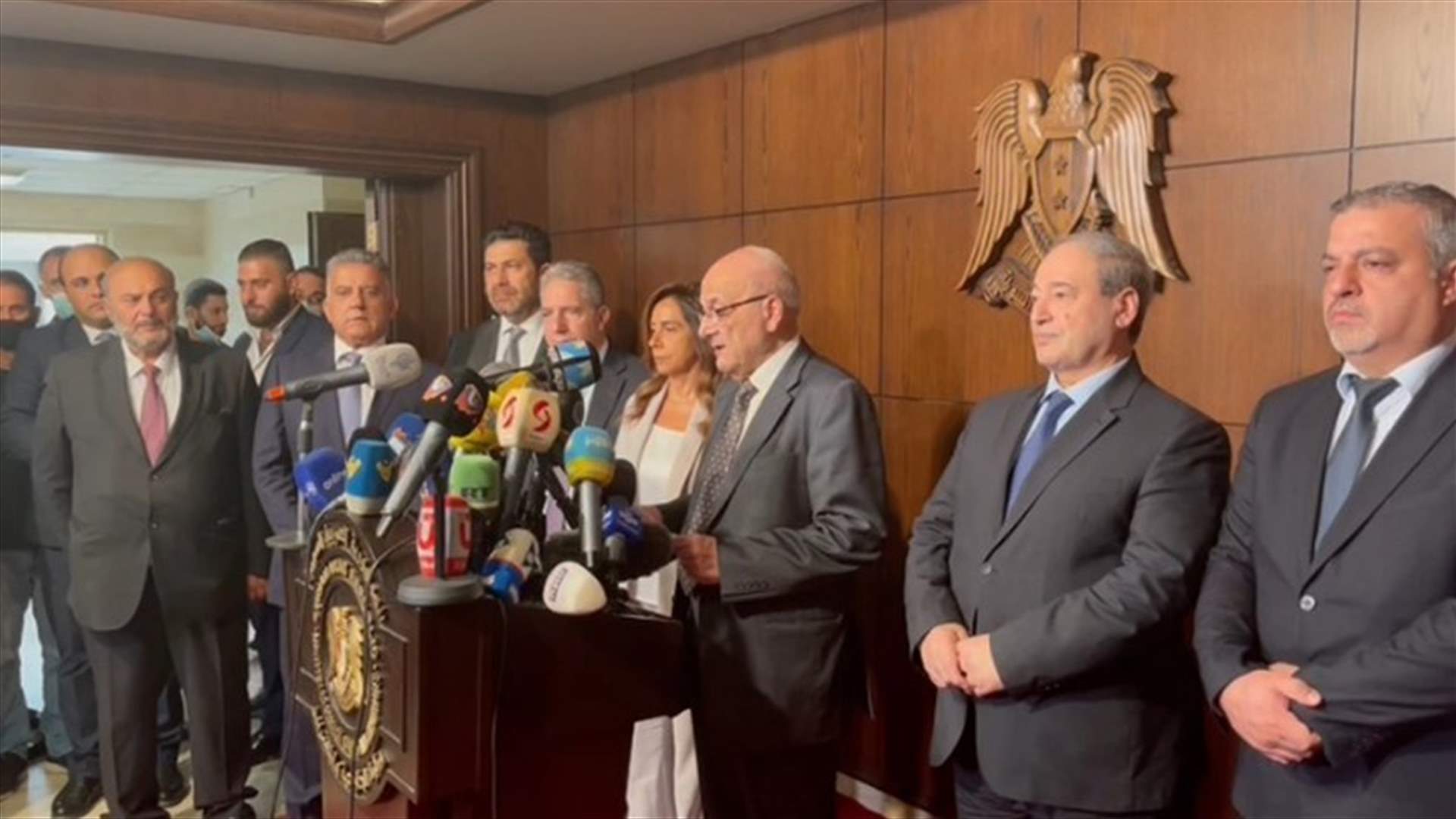 سوريا وافقت على طلب لبنان تمرير الغاز المصري والكهرباء الأردنية عبر أراضيها... ماذا في التفاصيل؟