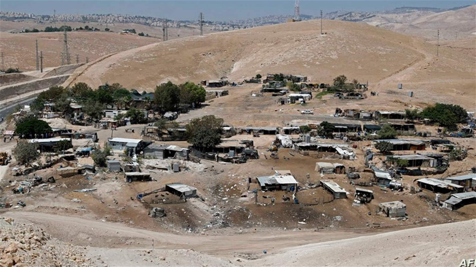 الحكومة الإسرائيلية تطلب من المحكمة العليا إرجاء هدم قرية بدوية في الضفة الغربية