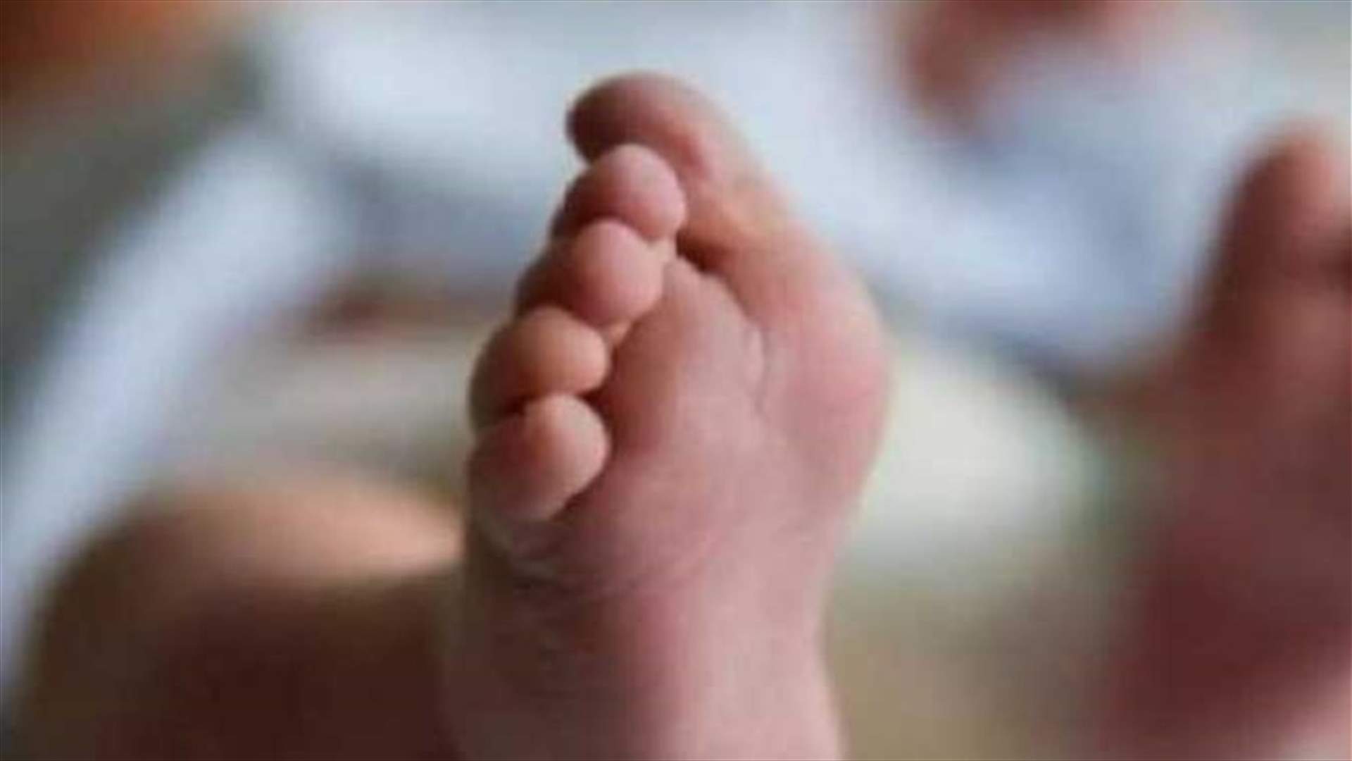 بسبب بكائها المستمر ... أم تذبح ابنتها الرضيعة في مصر!