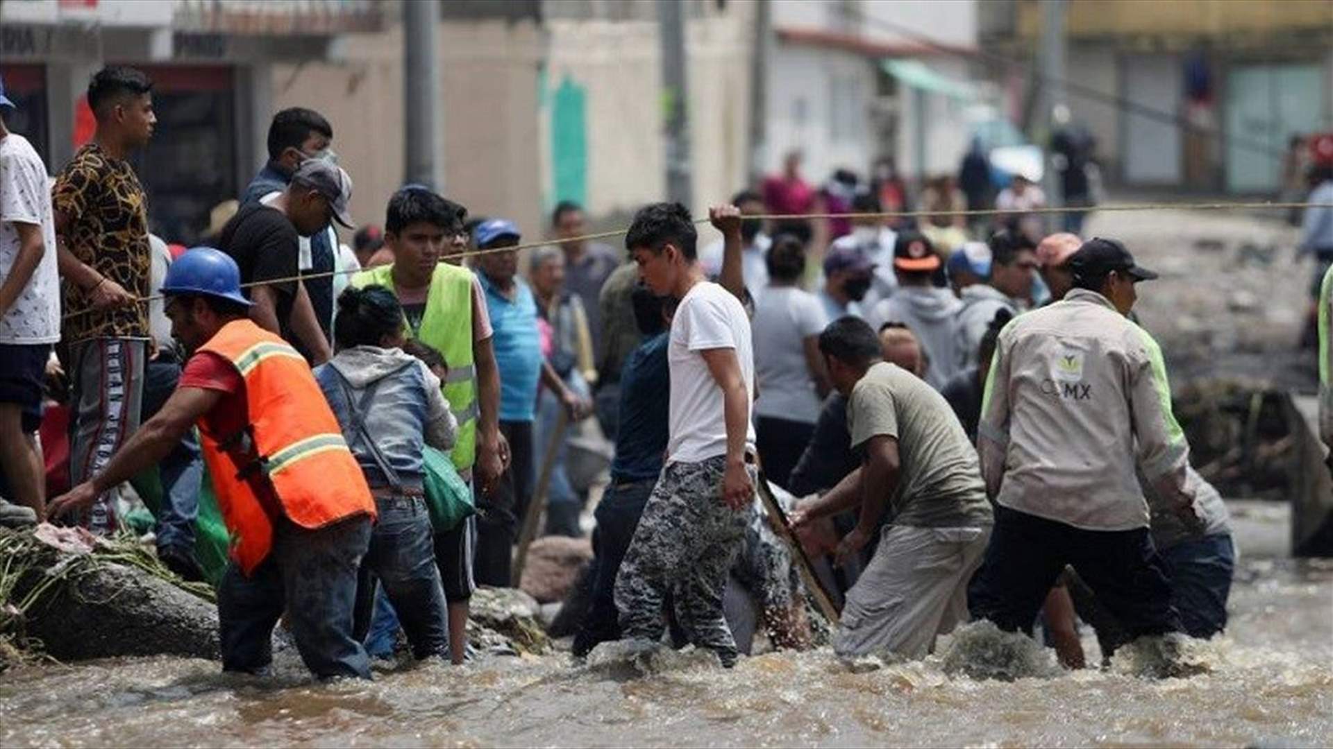 الفيضانات تودي بـ16 شخصا داخل مستشفى في المكسيك