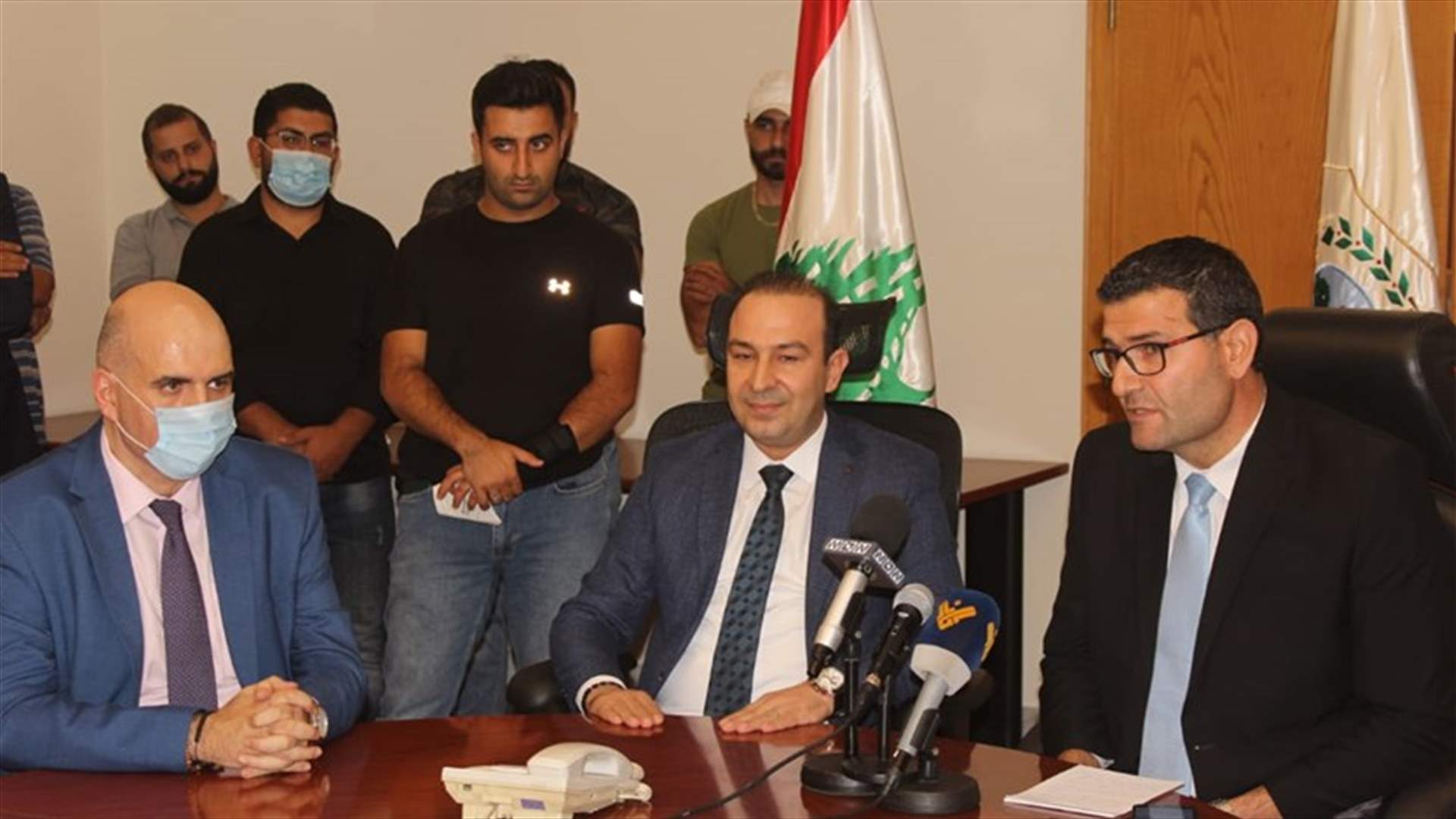 الحاج حسن تسلم وزارة الزراعة: اي خطة طوارئ زراعية تحتاج لجهود الجميع للمساعدة في نهضة القطاع