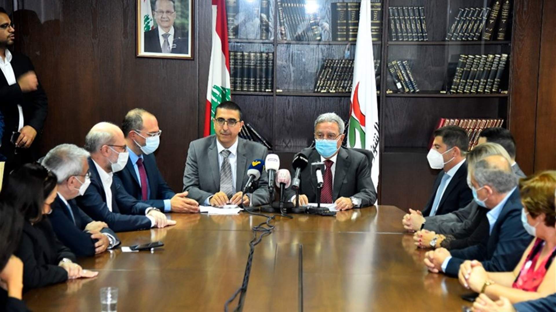 حجار تسلم مهام وزارة الشؤون: سنعمل لتنفيذ مشروع البطاقة التمويلية