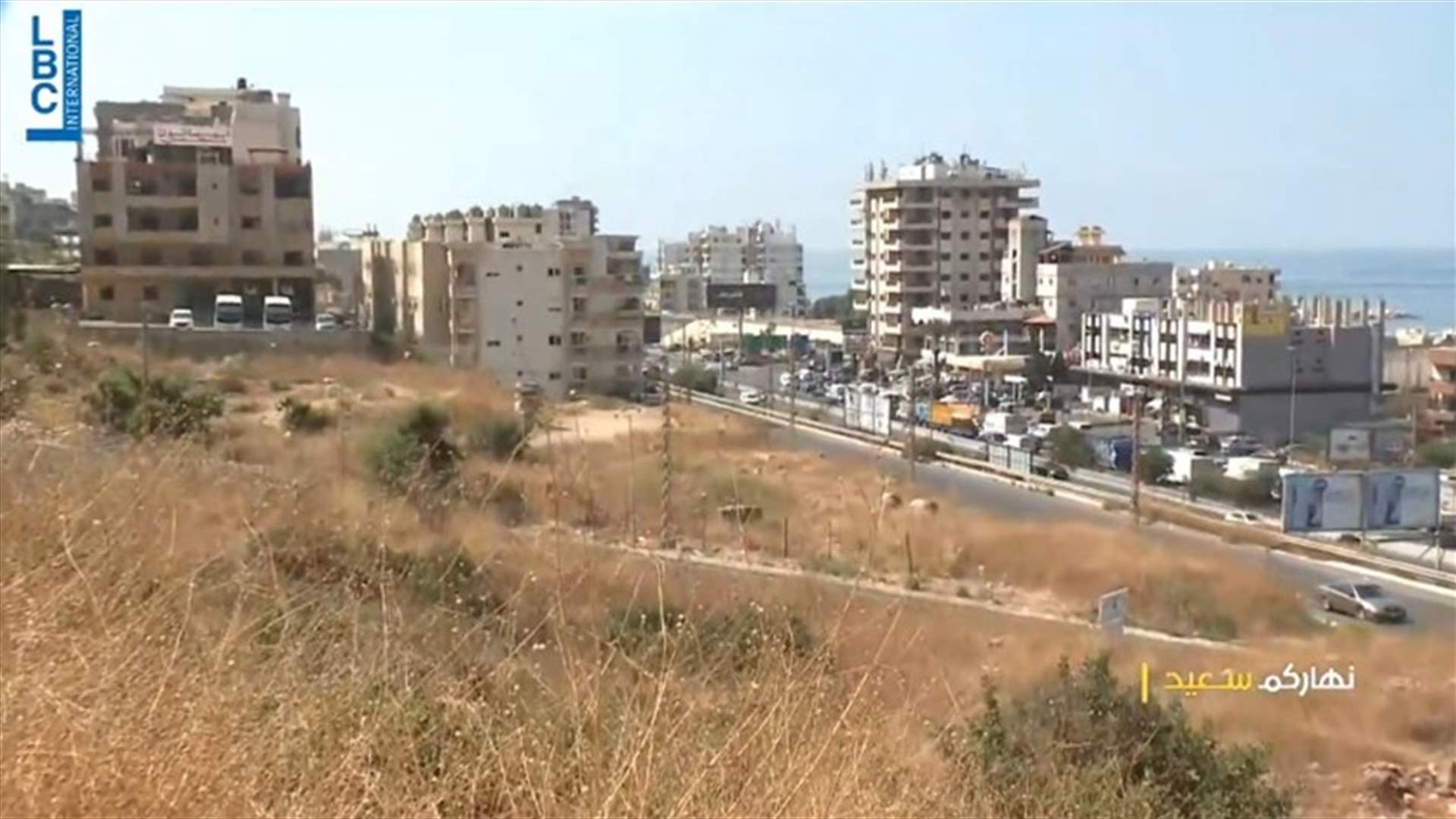 زحمة سير خانقة في خلدة بسبب التوافد لتعبئة البنزين... ومتى تنفرج الأزمة؟