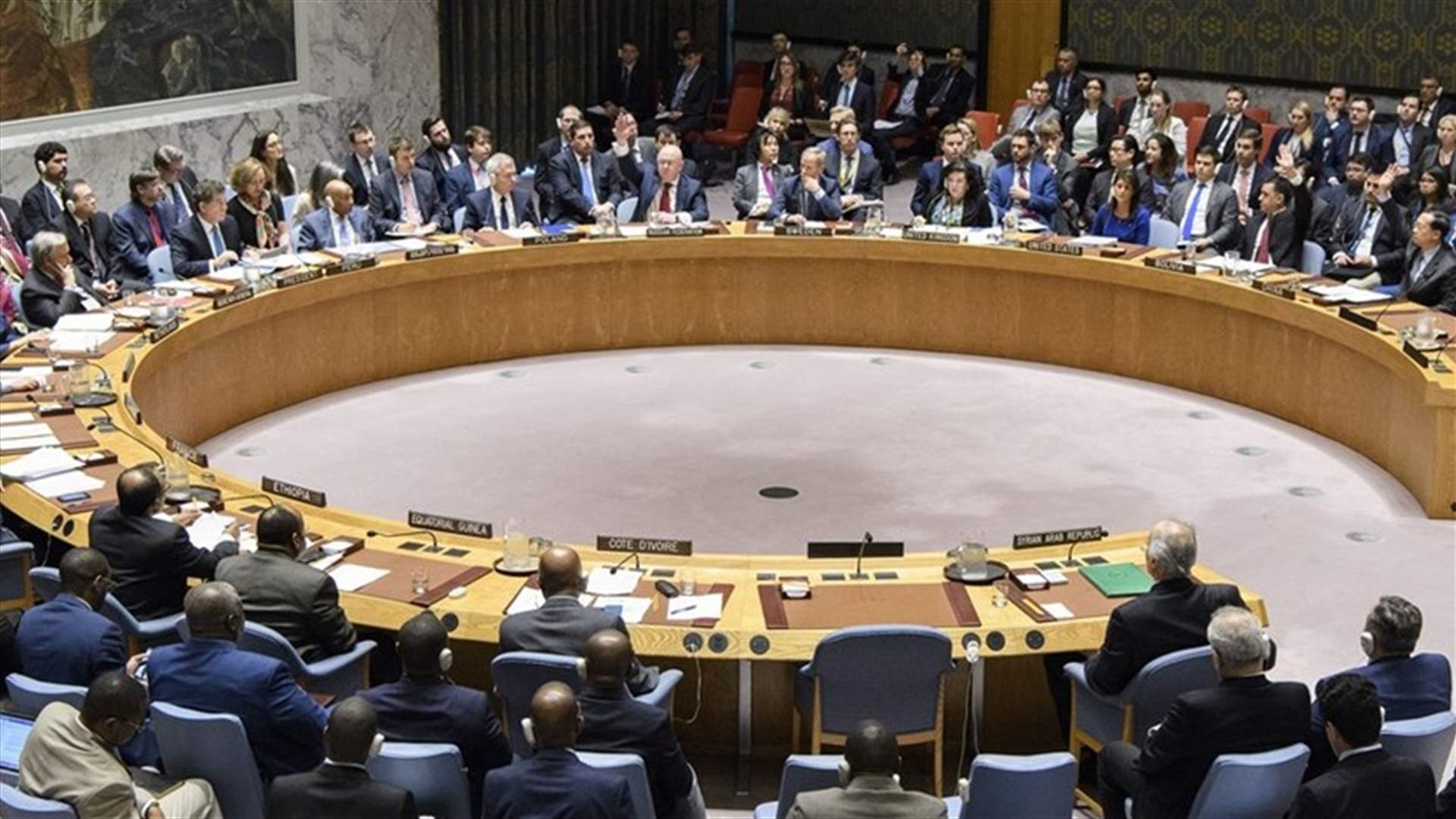 فرنسا تنفي تقرير صحيفة عن استعدادها لترك مقعدها في مجلس الأمن