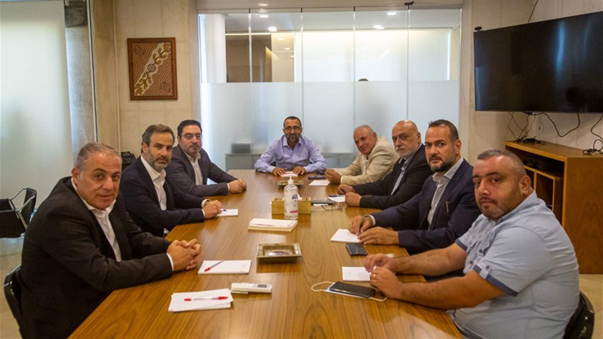 معوض استقبل وفد الأحرار: لتفعيل التعاون الثنائي سياديا وإصلاحيا