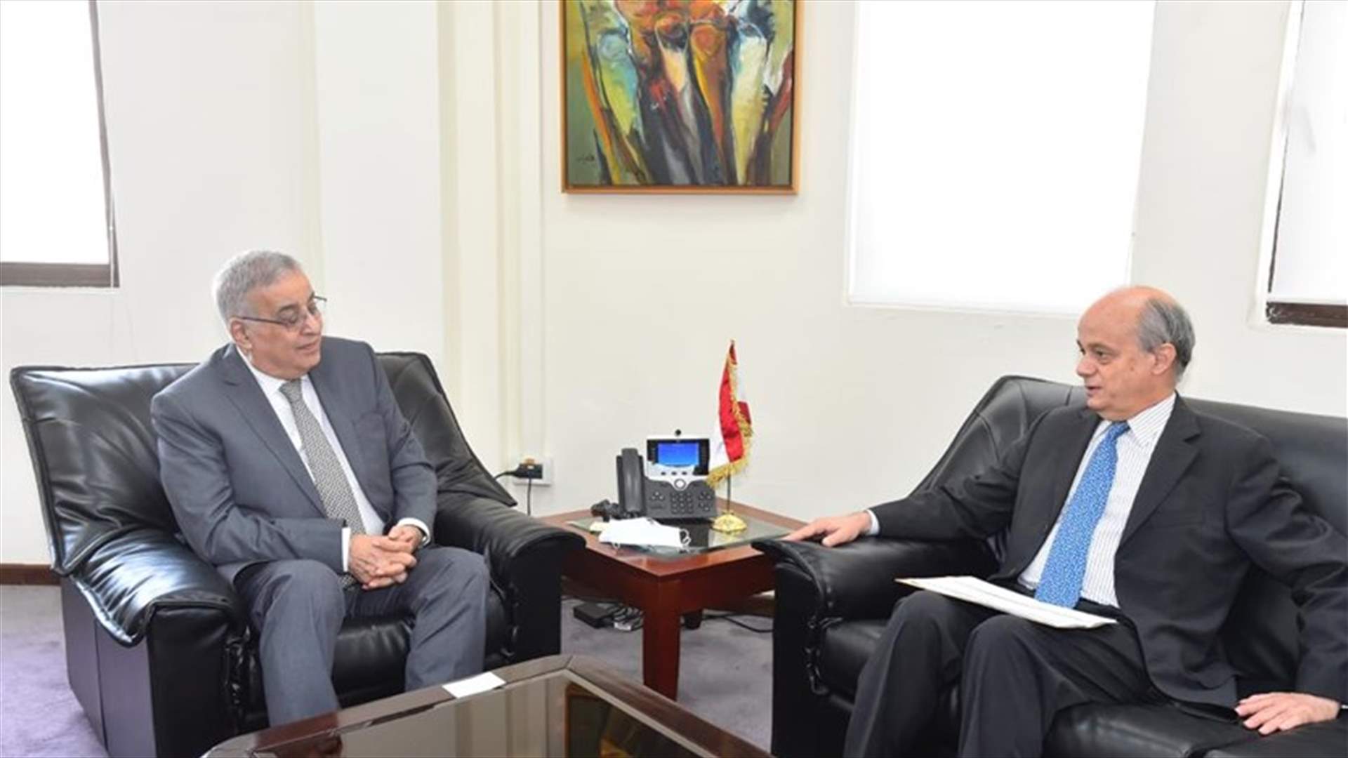 وزير الخارجية عرض مع سفير النرويج في لبنان التعاون في مجال الطاقة والغاز والنفط