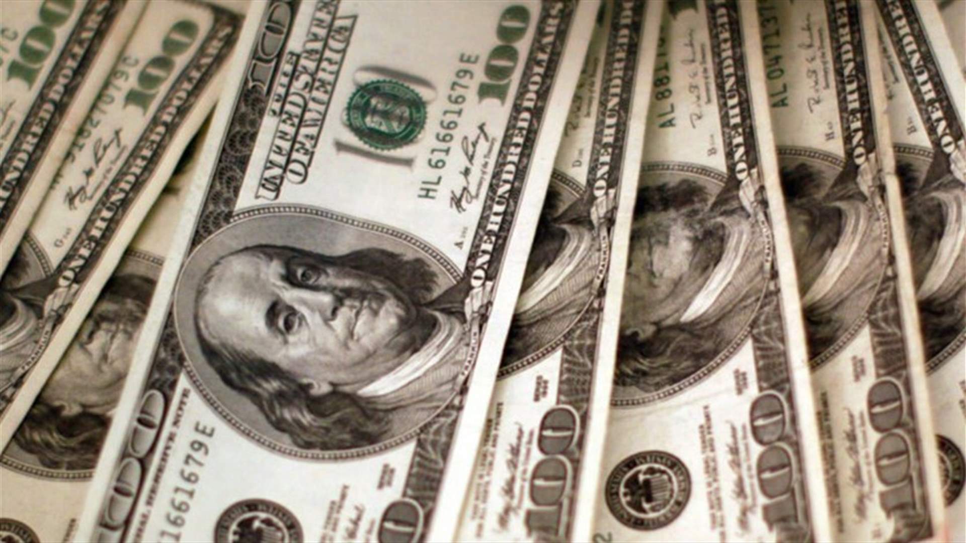 جرعات من المسكنات للبنان... ومخاطر من إرتفاع سقف الدولار (الجمهورية)
