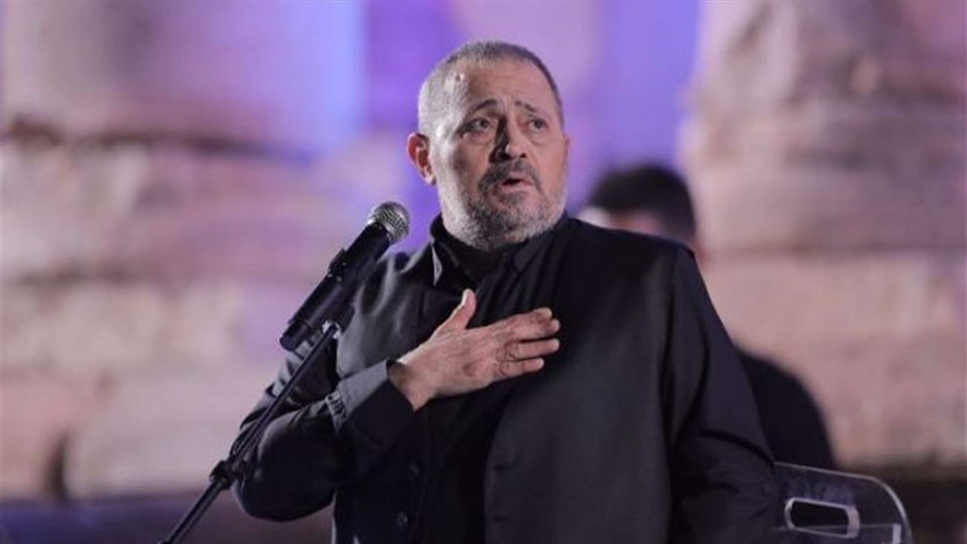 ما حقيقة تعرّض منذر رياحنة للضرب من أبناء جورج وسوف في مهرجان جرش؟