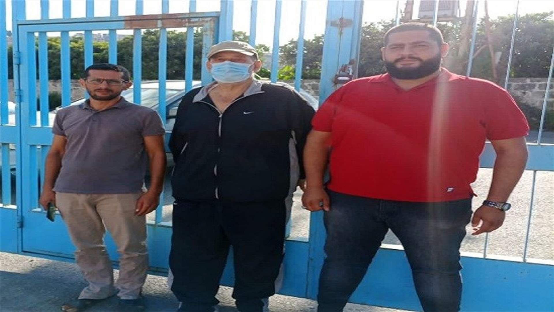 اقفال موقف الاونروا في صيدا للمطالبة بتأمين مستلزمات العام الدراسي