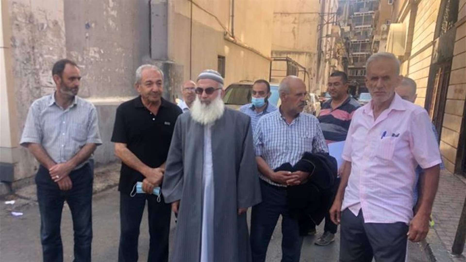 اهالي الطلاب في الخارج اعتصموا في طرابلس ولوحوا بالتصعيد