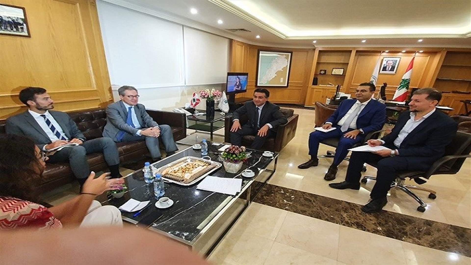 حميه التقى رئيس القسم الاقتصادي في السفارة الفرنسية... هذا ما جرى بحثه