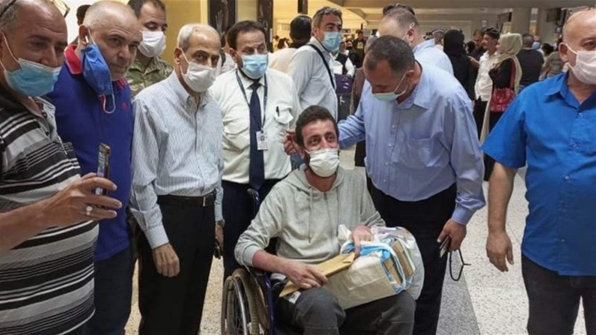 Wounded man in al-Tleil explosion returns from Turkey