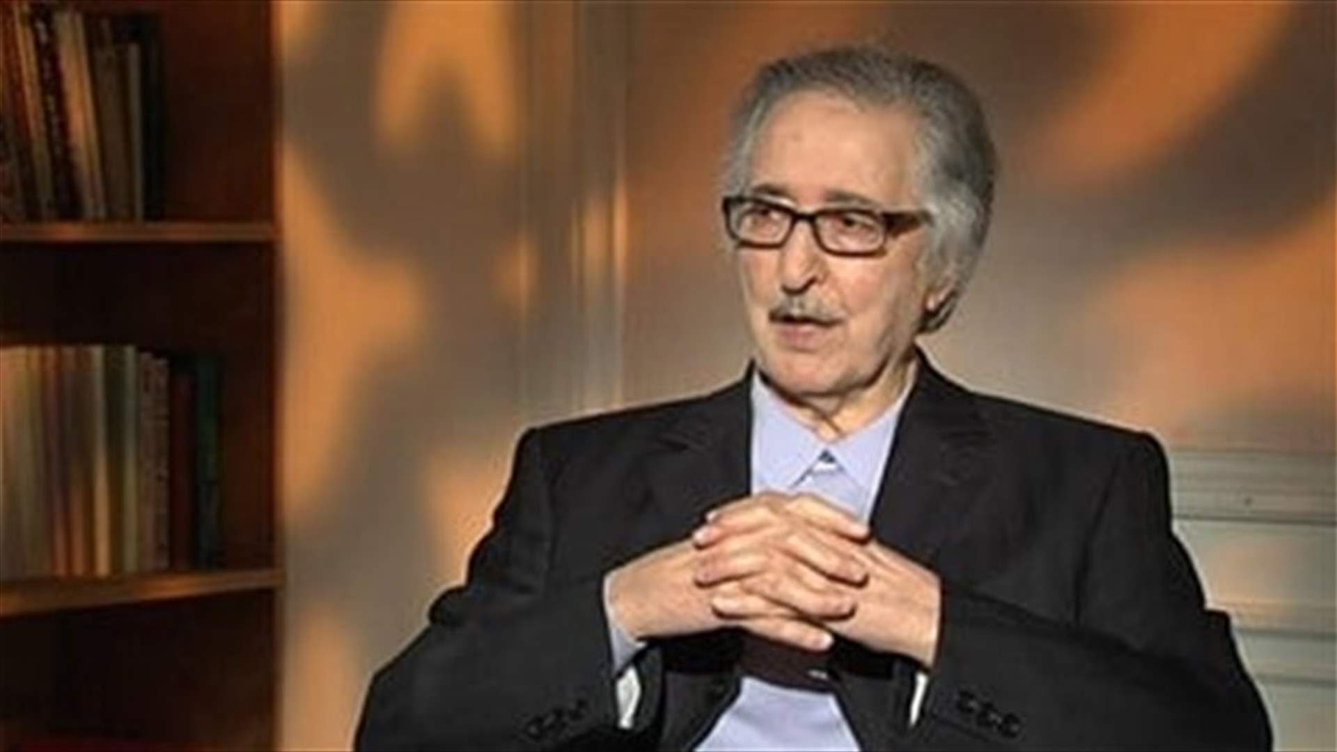 Former Iranian President Bani-Sadr dies in Paris