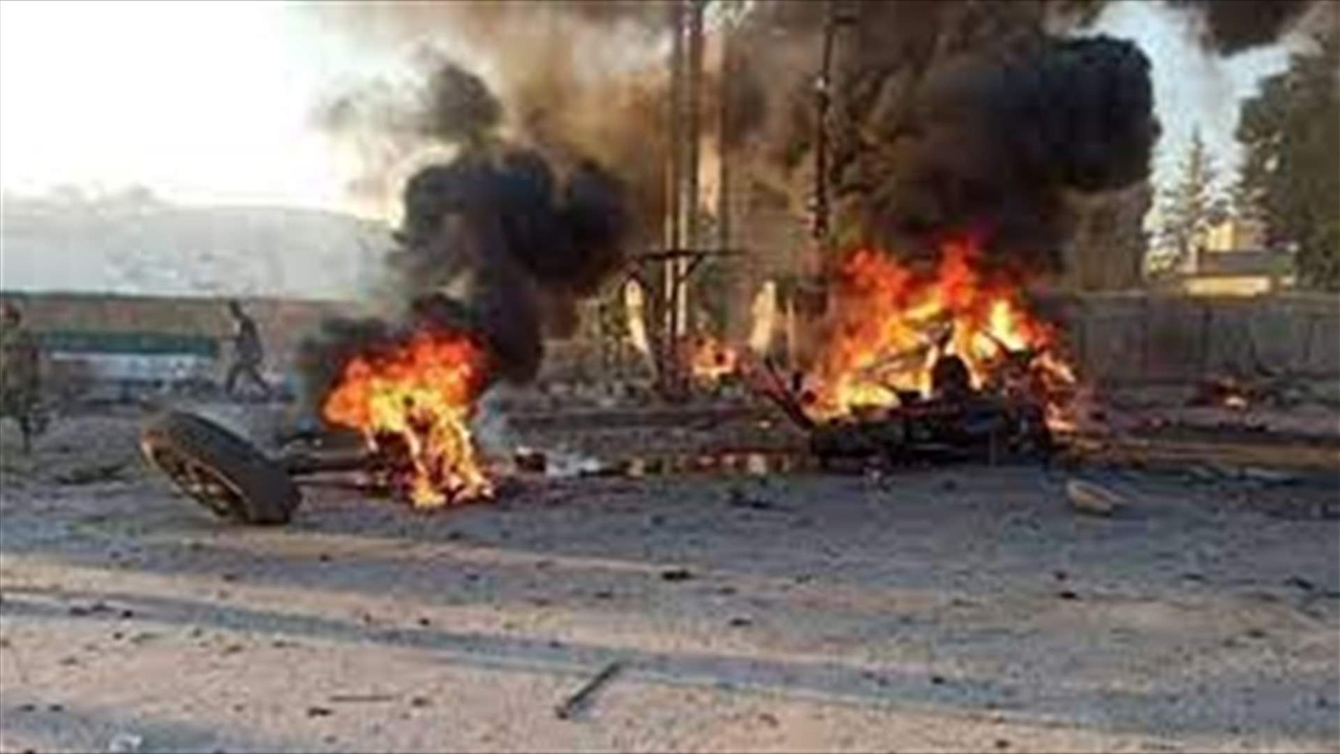 مقتل أربعة في انفجار سيارة ملغومة بمدينة عفرين السورية