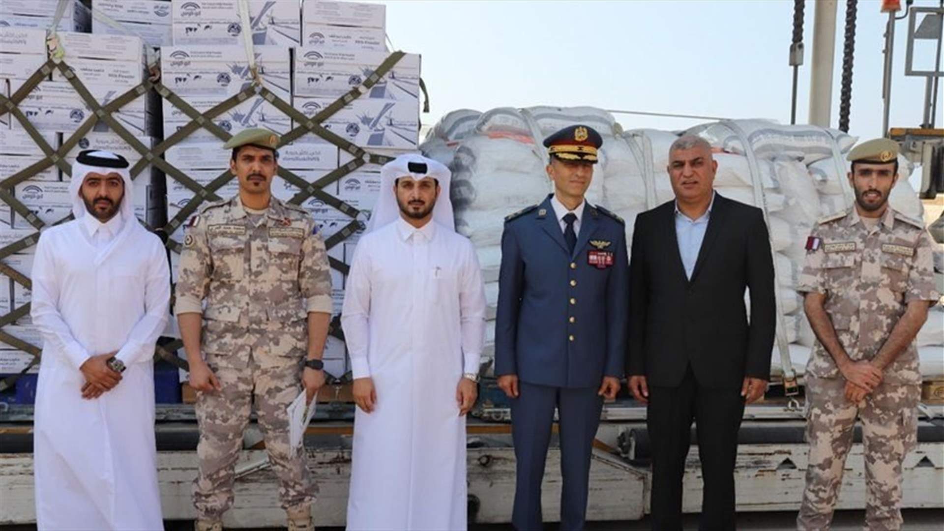 Qatar Air Force Plane arrives with 70 tons of food aid for the Lebanese Army