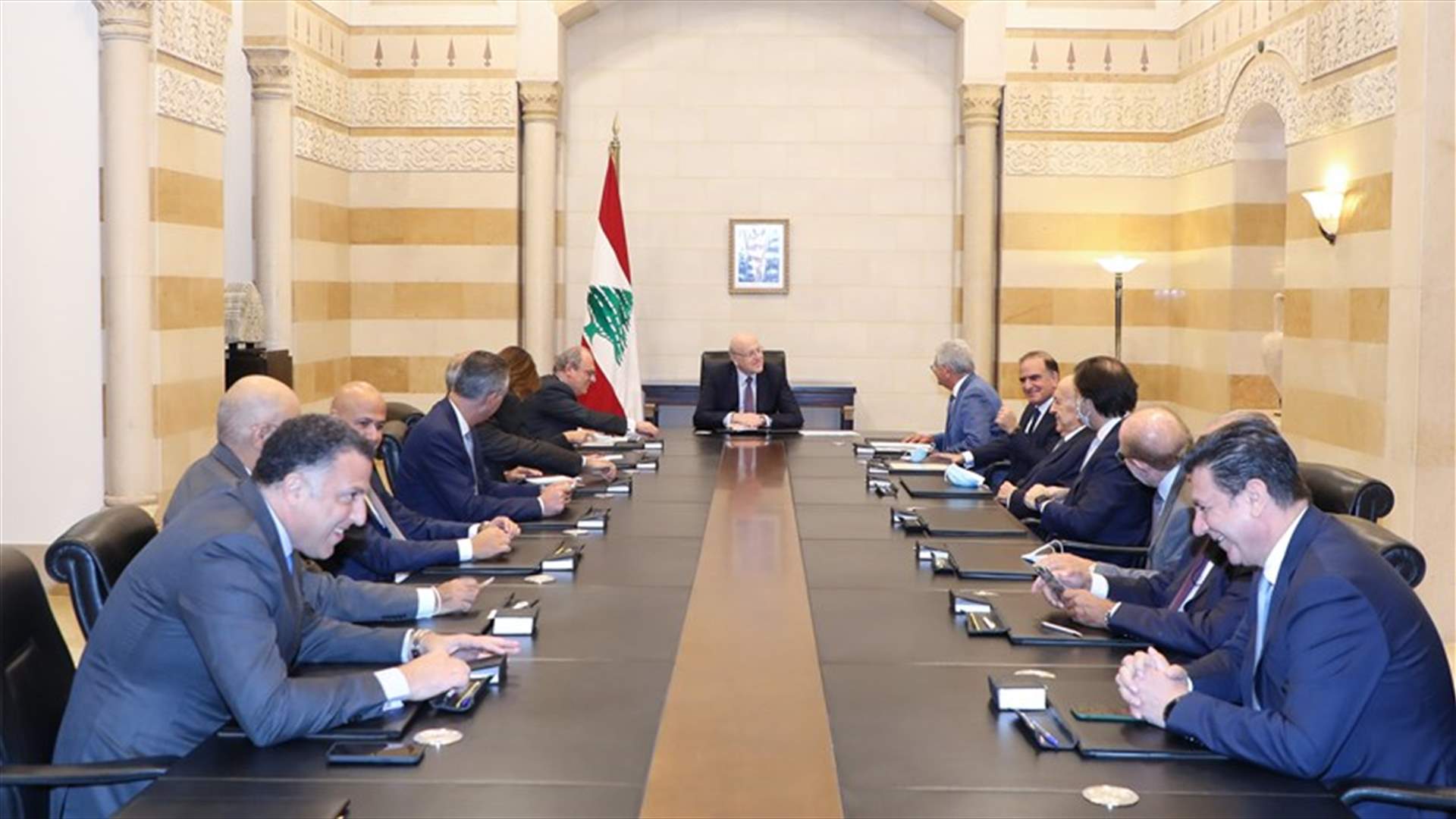 ميقاتي: للتعاون الايجابي من كل الاطراف لاعادة حقوق المودعين