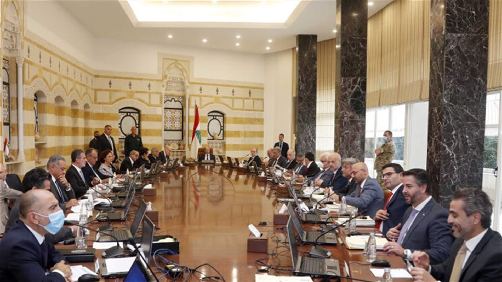 جلسة مجلس الوزراء &quot;حلبة كباش&quot; ومكاشفات ولو بقفازات (الجمهورية)