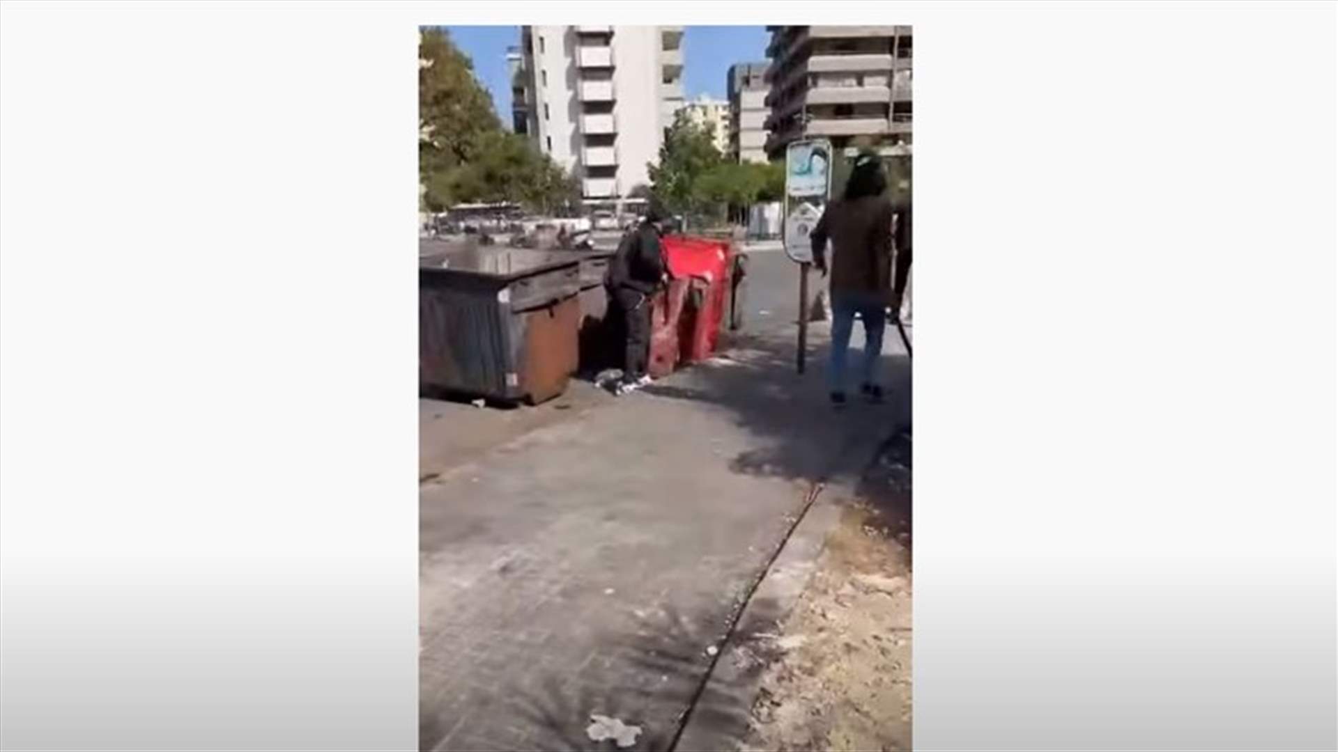 فيديو يظهر اشخاصاً يطلقون النار في الطيونة...