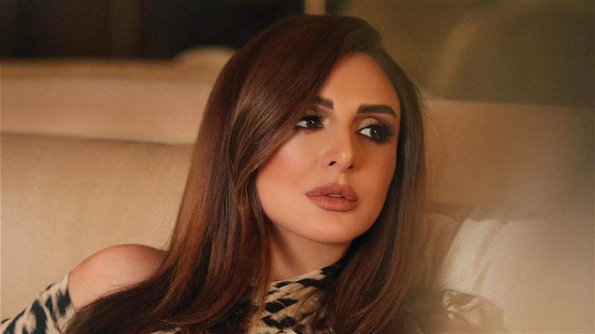 أنغام تنشر صورة من قبر شقيقتها في الذكرى الثالثة على رحليها