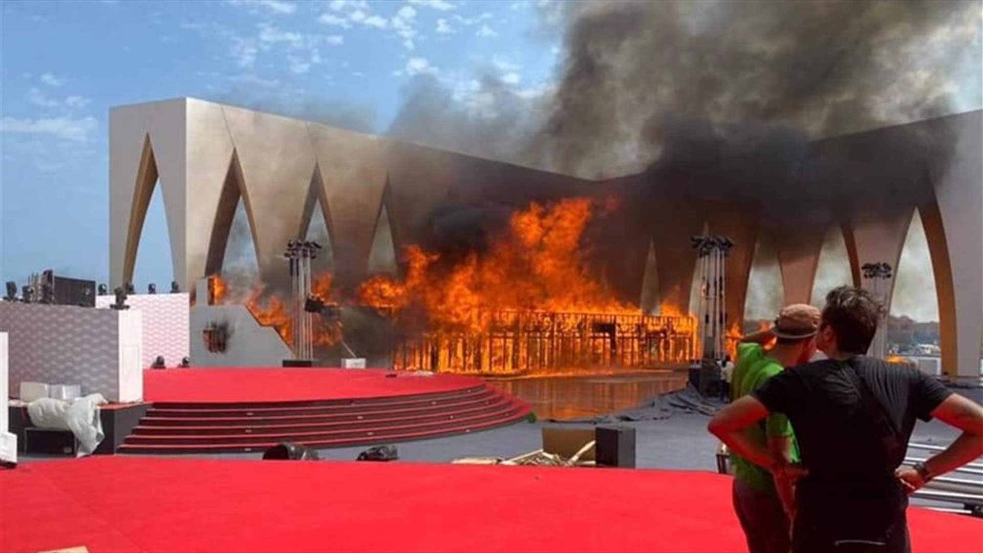 حريق في قاعة مهرجان الجونة السينمائي... فهل سيتم تأجيل الإفتتاح؟