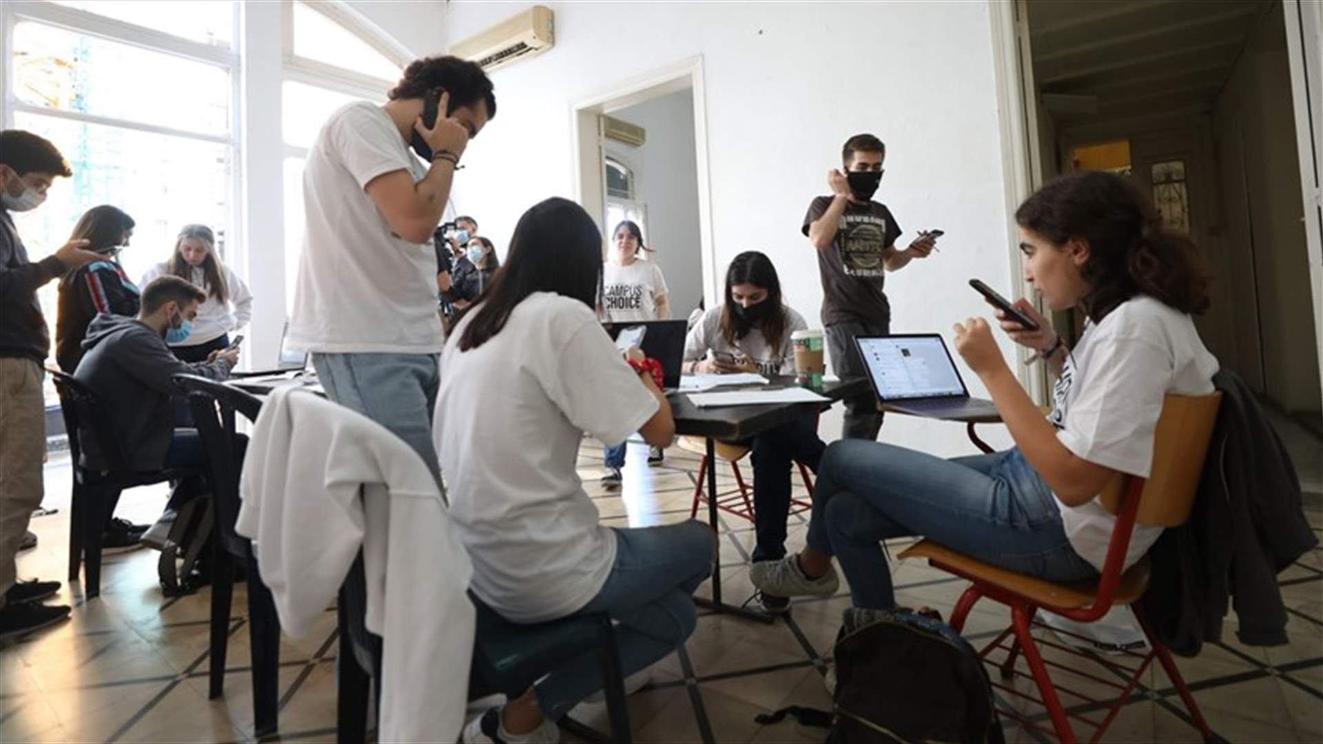 لائحة &quot;change starts here&quot; المستقلة تفوز في الانتخابات في الجامعة الأميركية