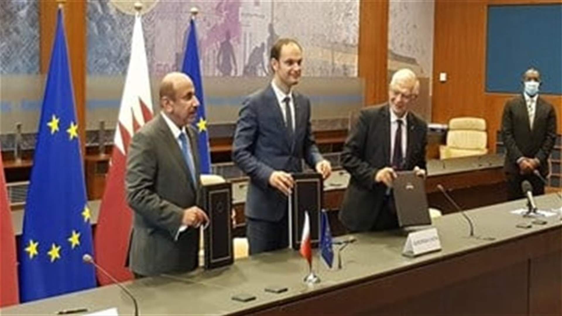 Qatar signs comprehensive air transport agreement with EU