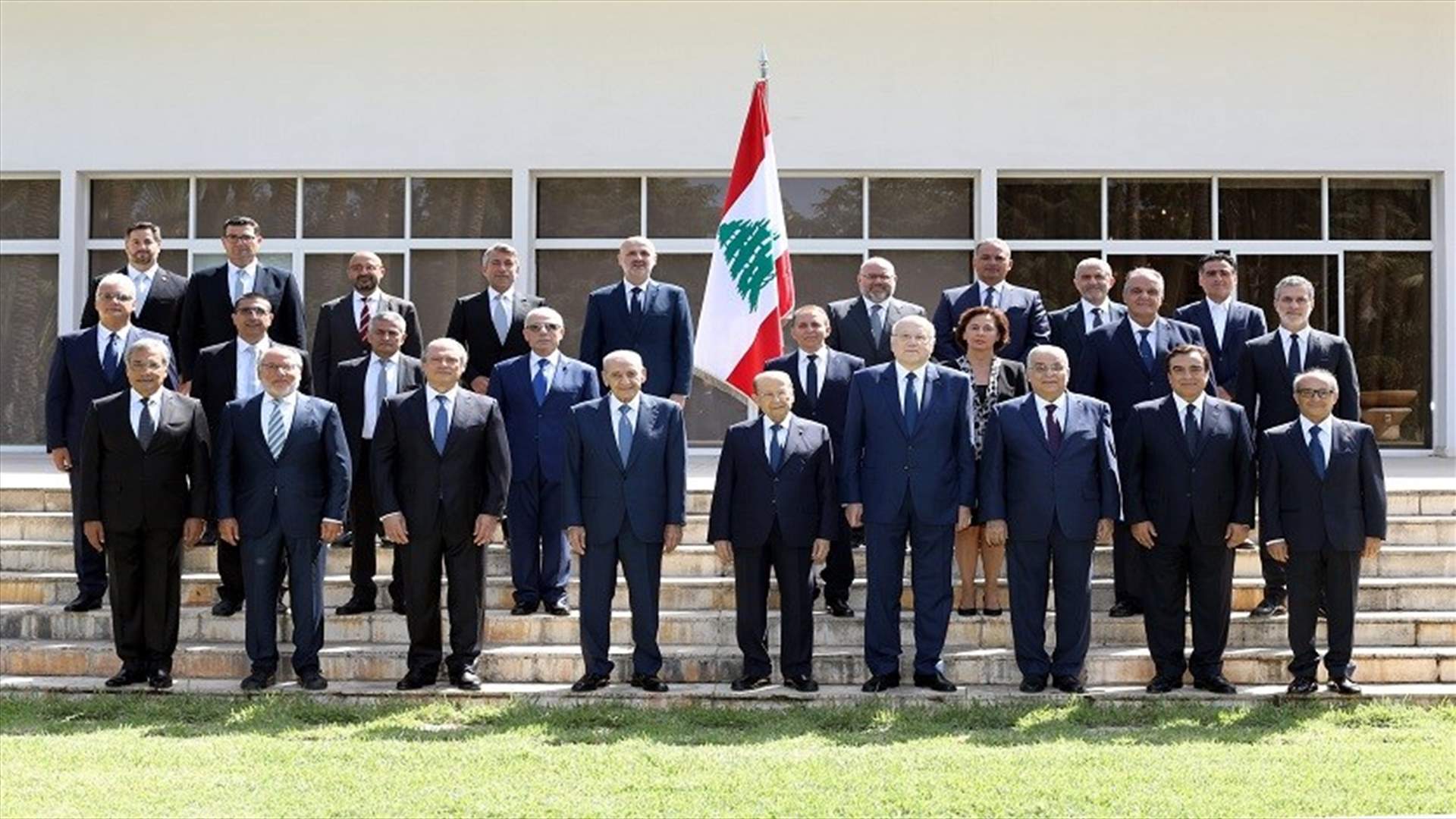 الحكومة في وضع حرج... (الجمهورية)