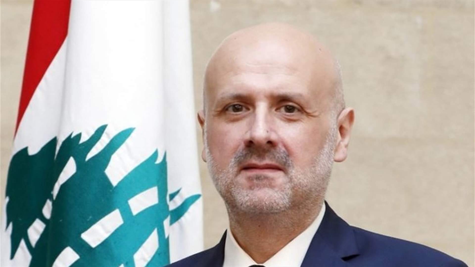 مولوي: للتشدد في ضبط المخالفات المتعلقة باستعمال لوحة عمومية على أكثر من سيارة
