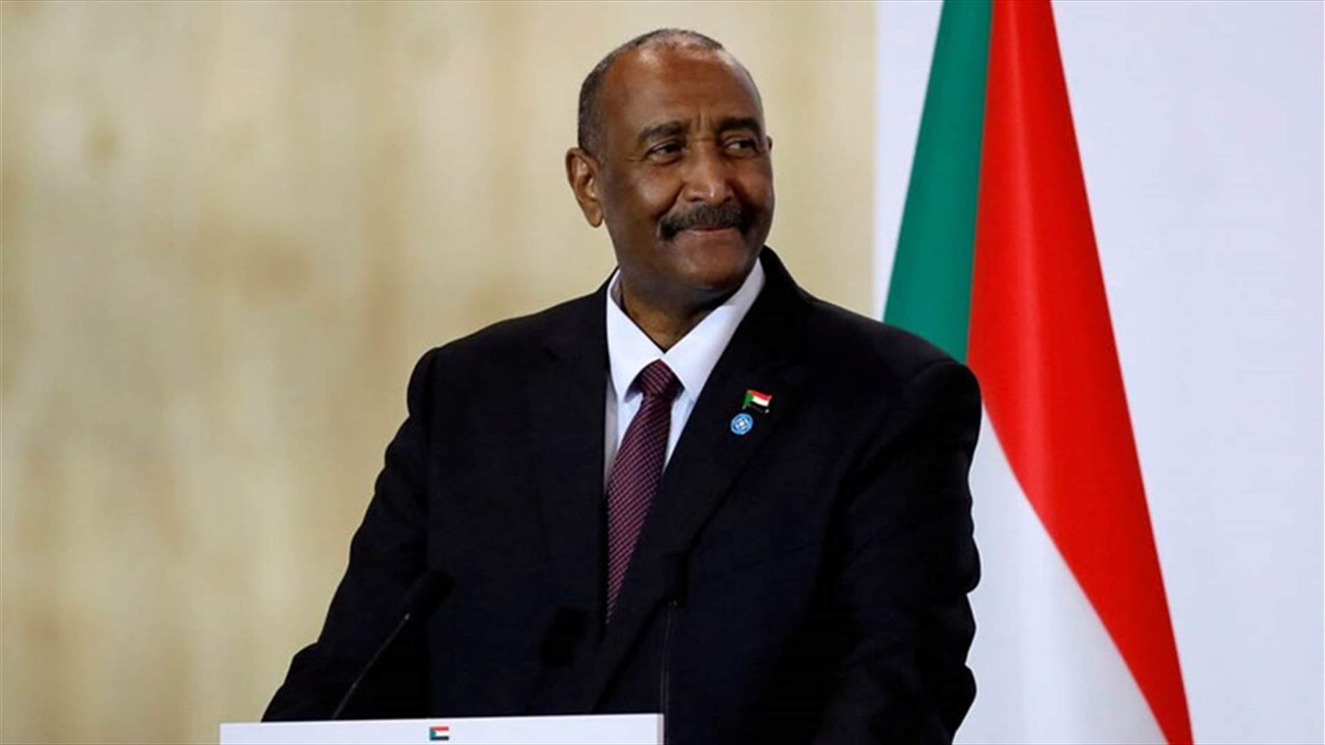 البرهان يعفي سفراء السودان في الإمارات وتركيا وجنوب أفريقيا من مناصبهم