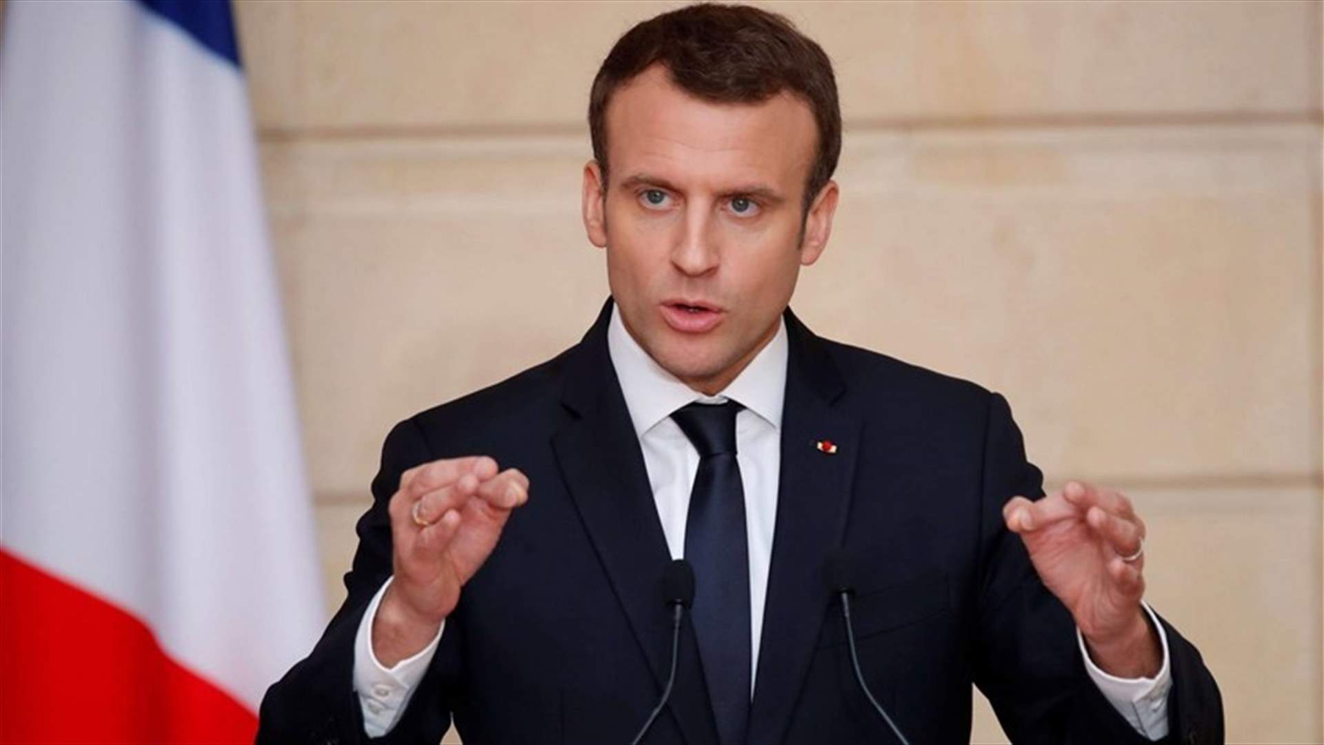 France&#39;s Macron tells UK&#39;s Johnson to respect rules in fishing row